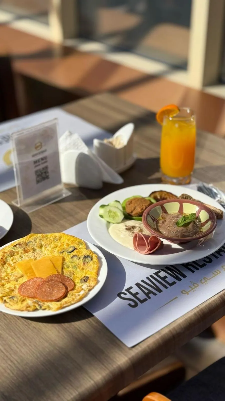 Food and drinks in SEAVIEW HOTEL