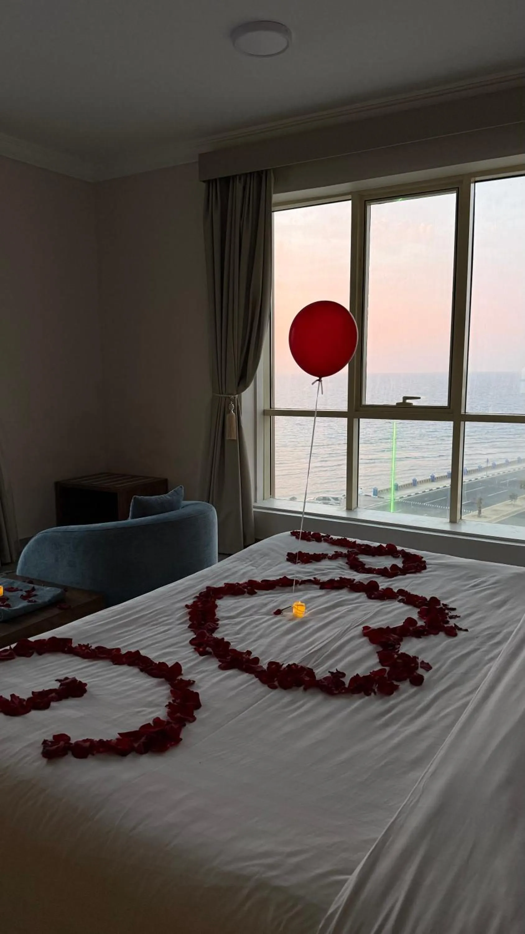 Bed in SEAVIEW HOTEL