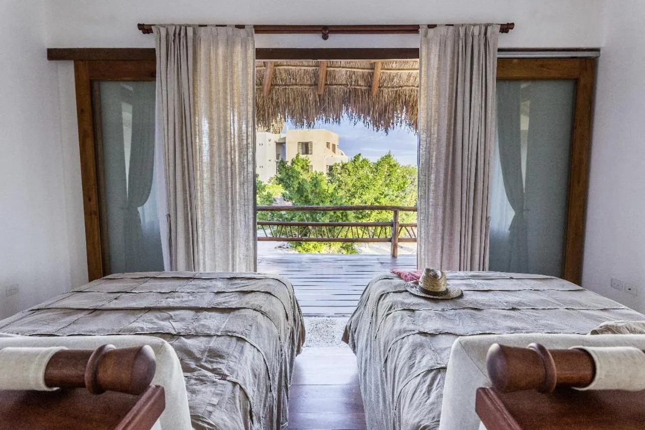 Bed in DK Luxury Ocean Front Villa - Adults Only