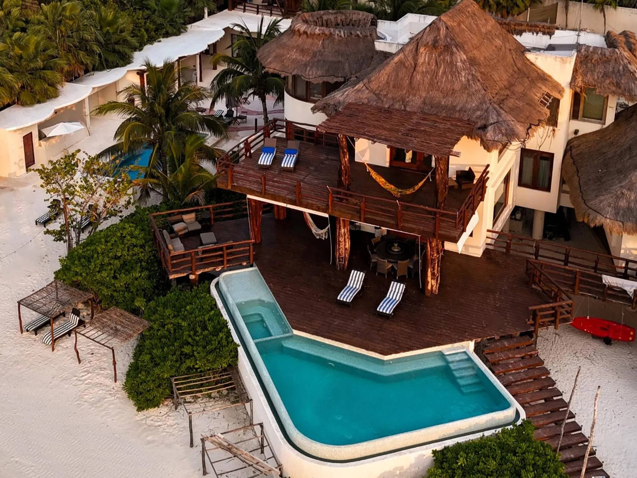 DK Luxury Ocean Front Villa - Adults Only