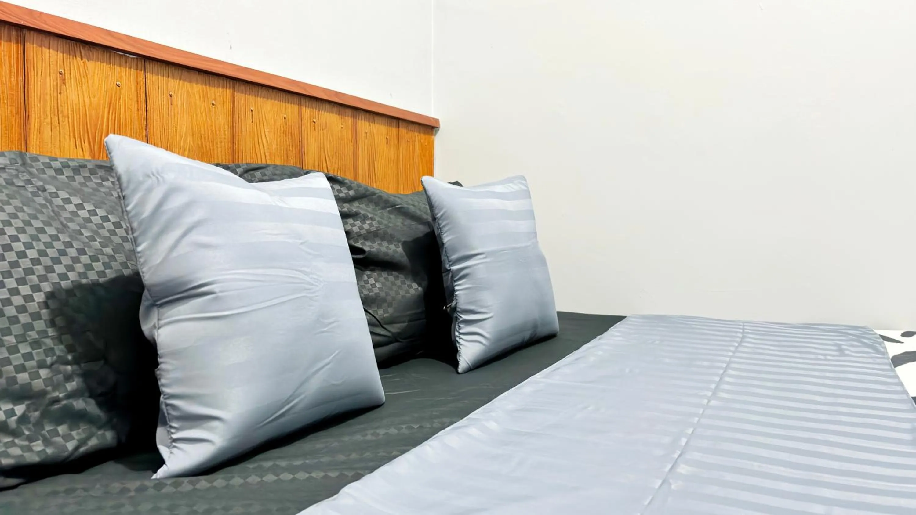 Bed in NgeKost harian