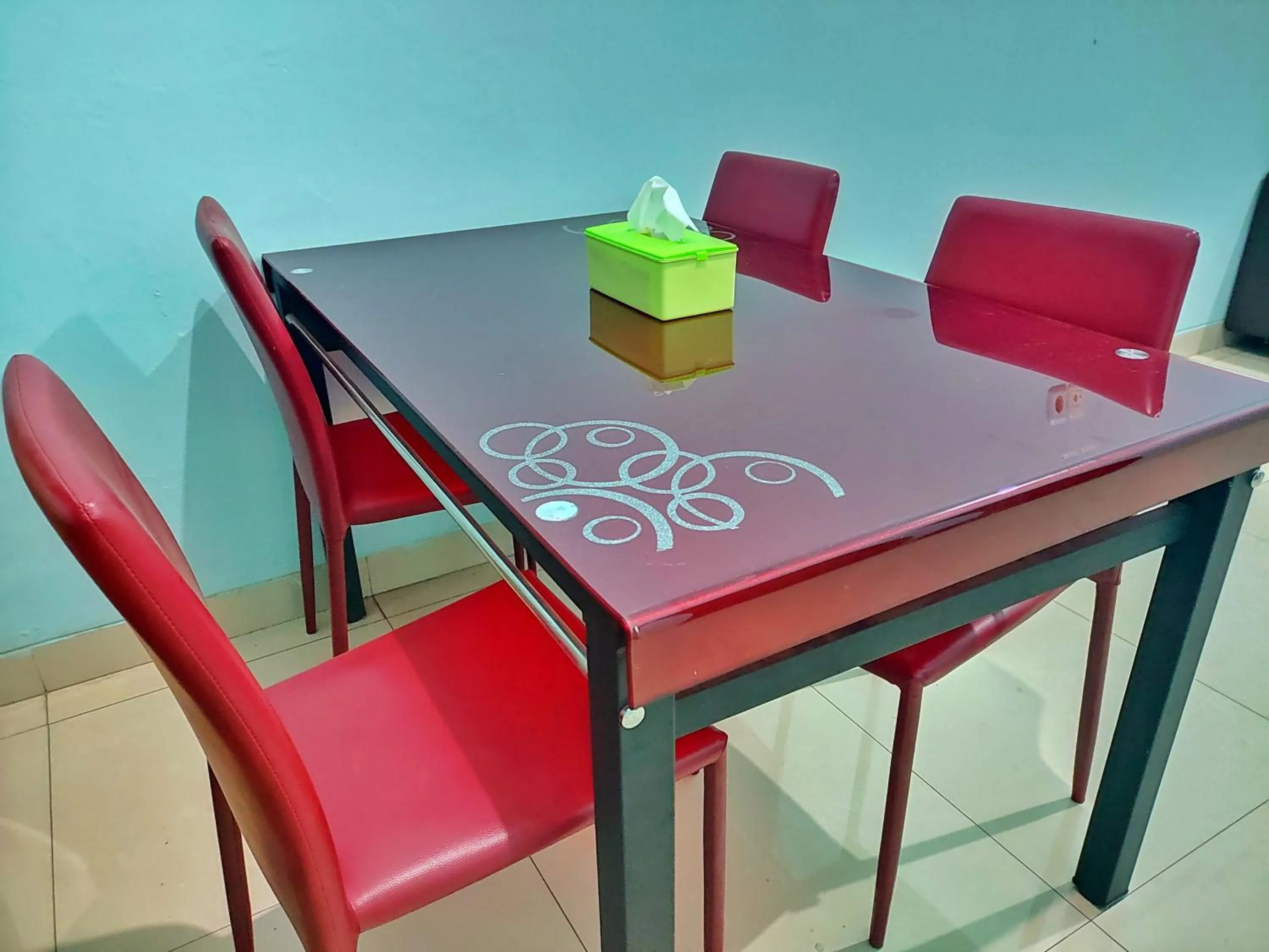 Dining area in NgeKost harian