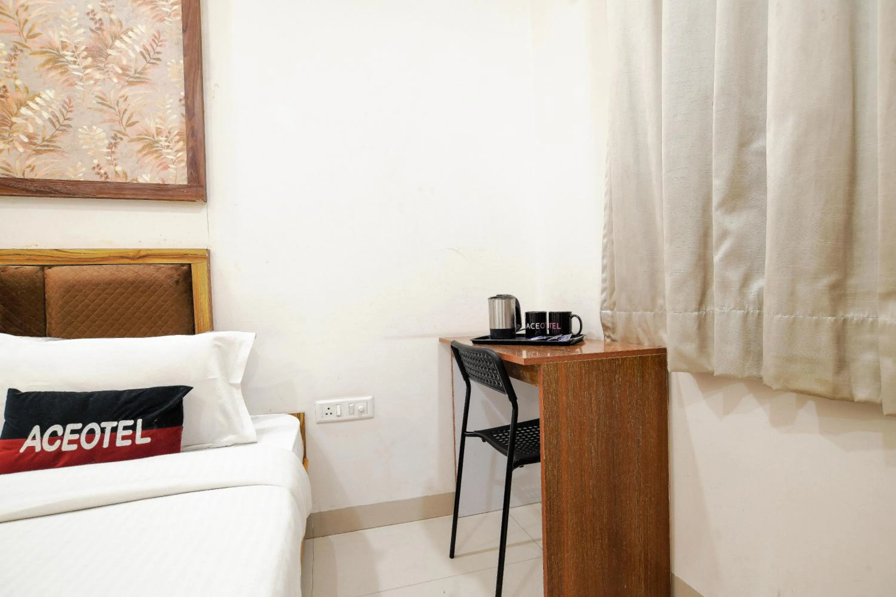 Bed in Aceotel Inn Flamingo