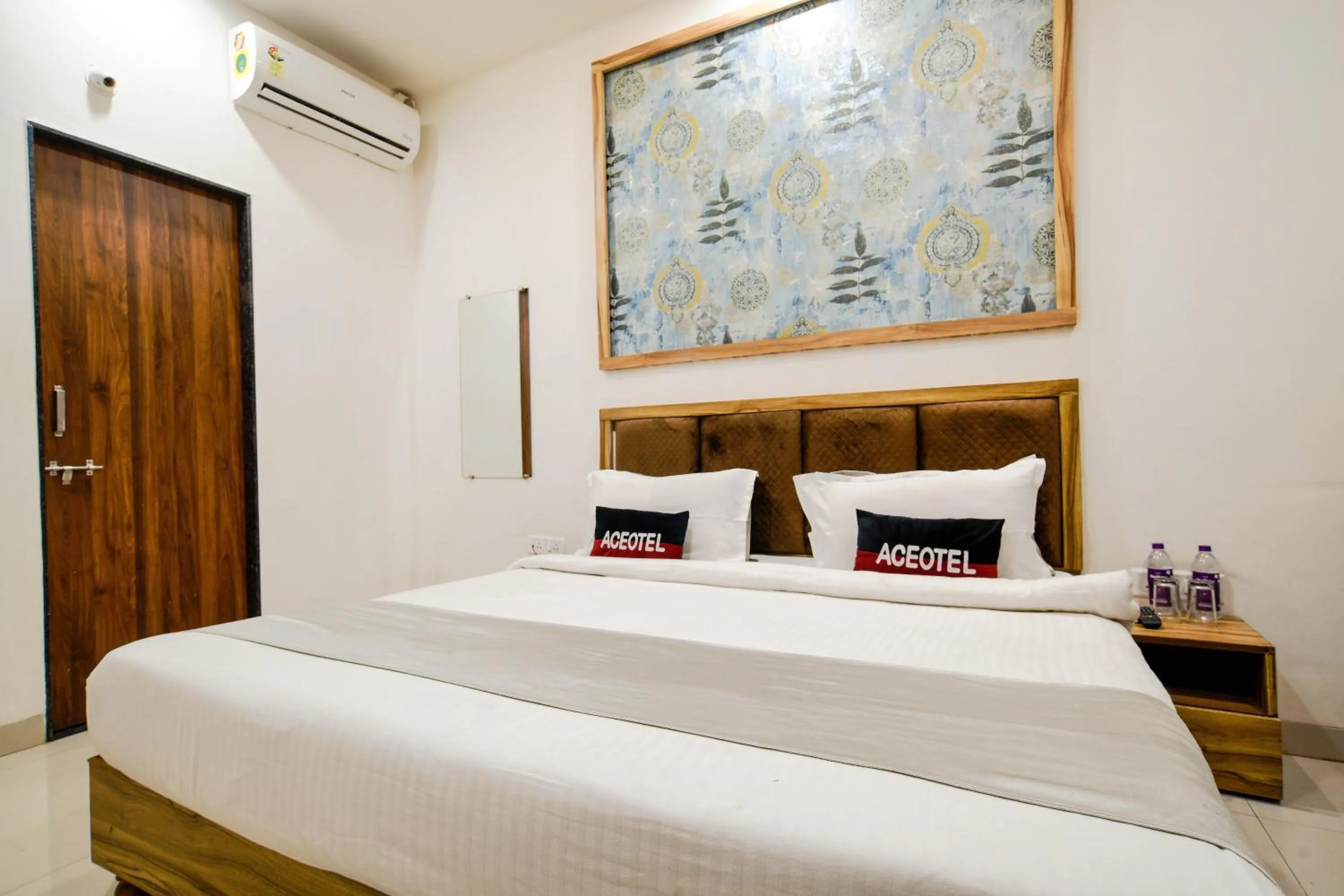 Bed in Aceotel Inn Flamingo