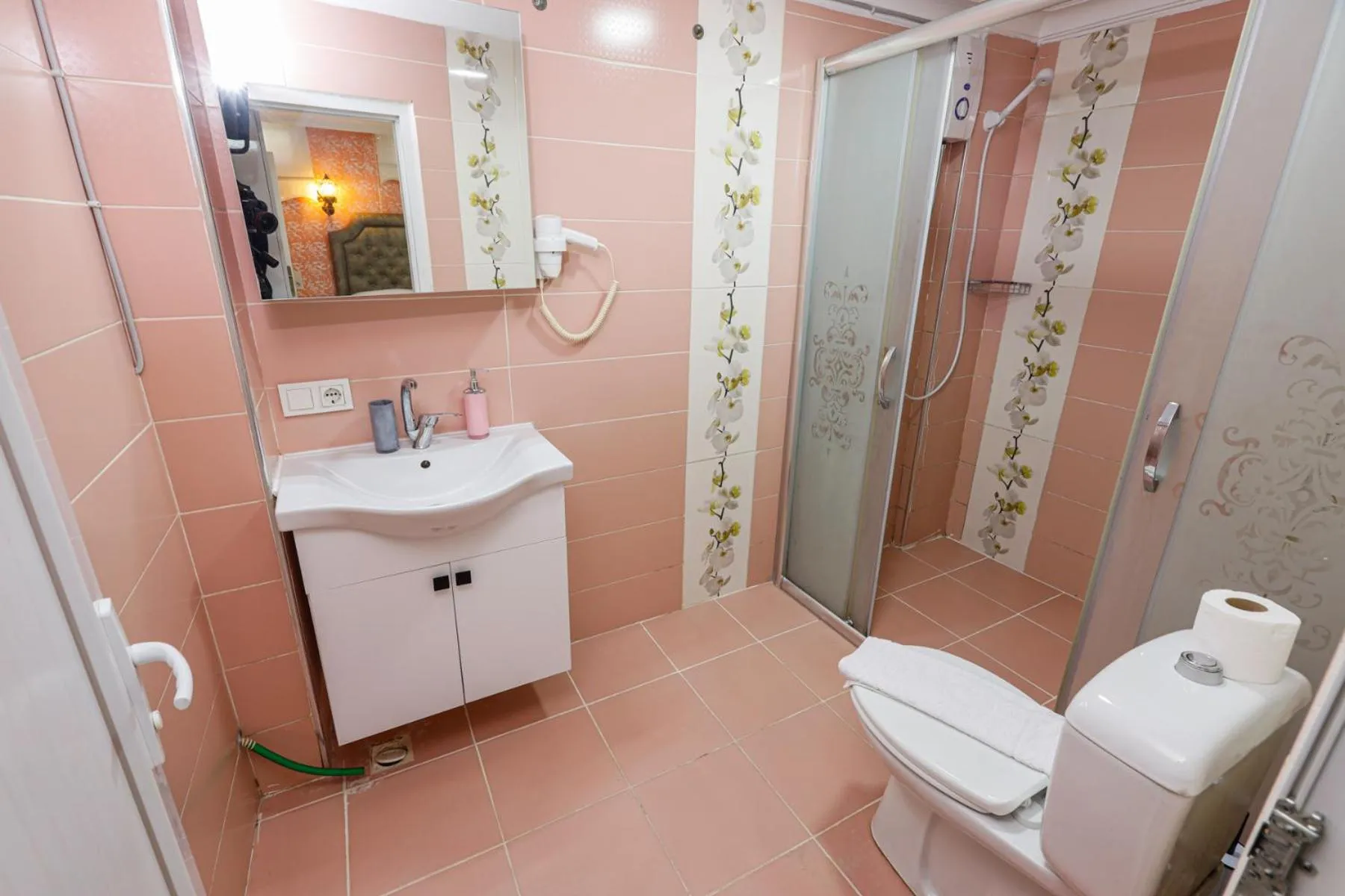 Shower in Fidelya Boutique Hotel