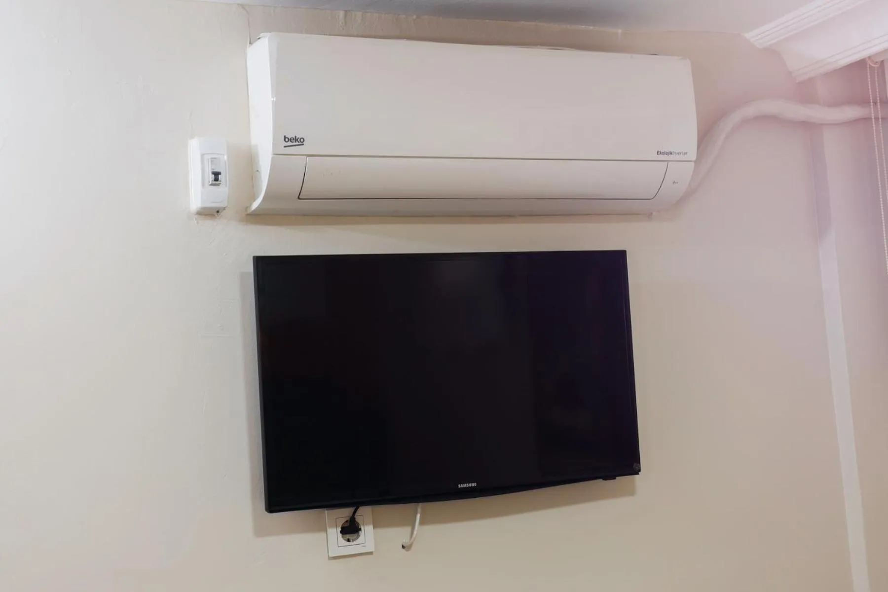 TV and multimedia in Fidelya Boutique Hotel