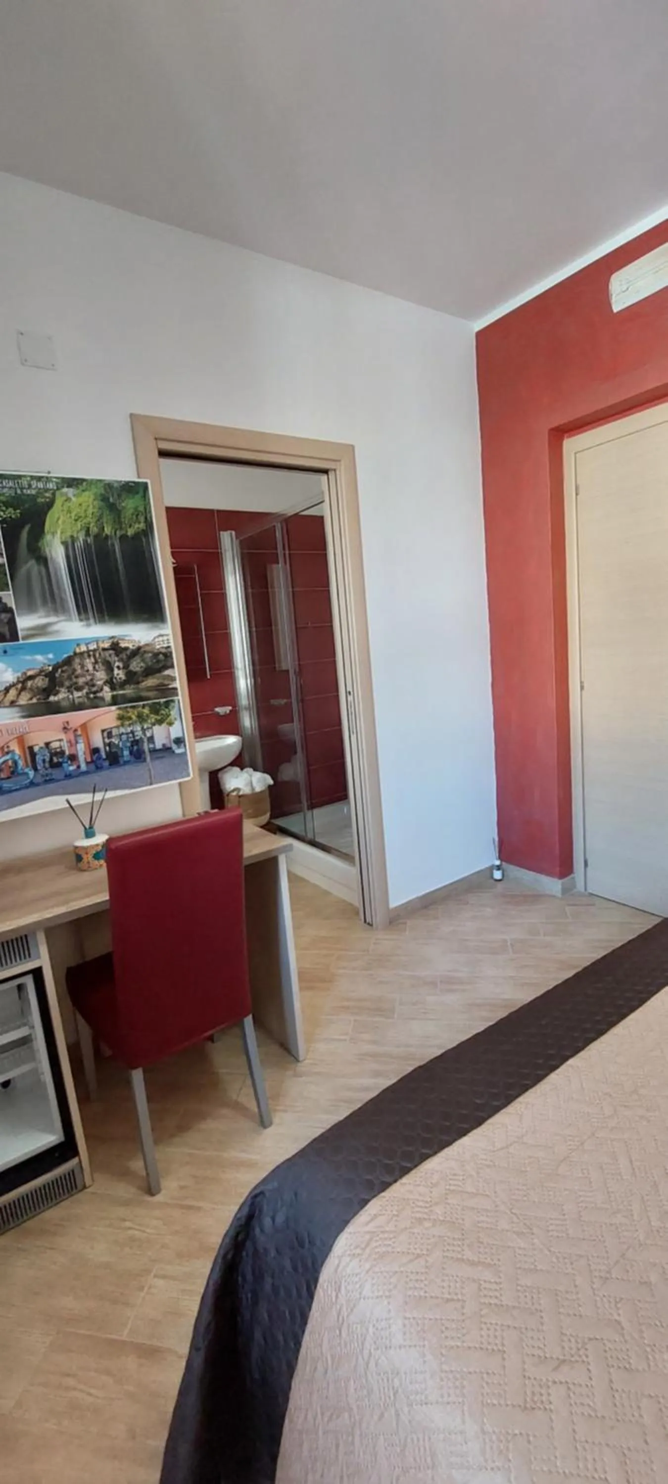 Photo of the whole room, Bed in B&B New Acropolis