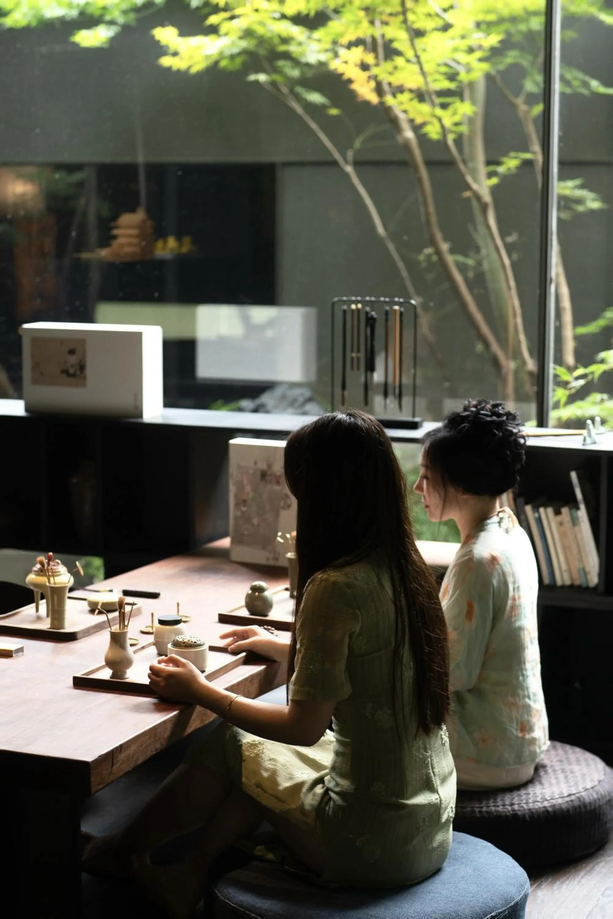 People in Yakamoz Qianchuan Hotel