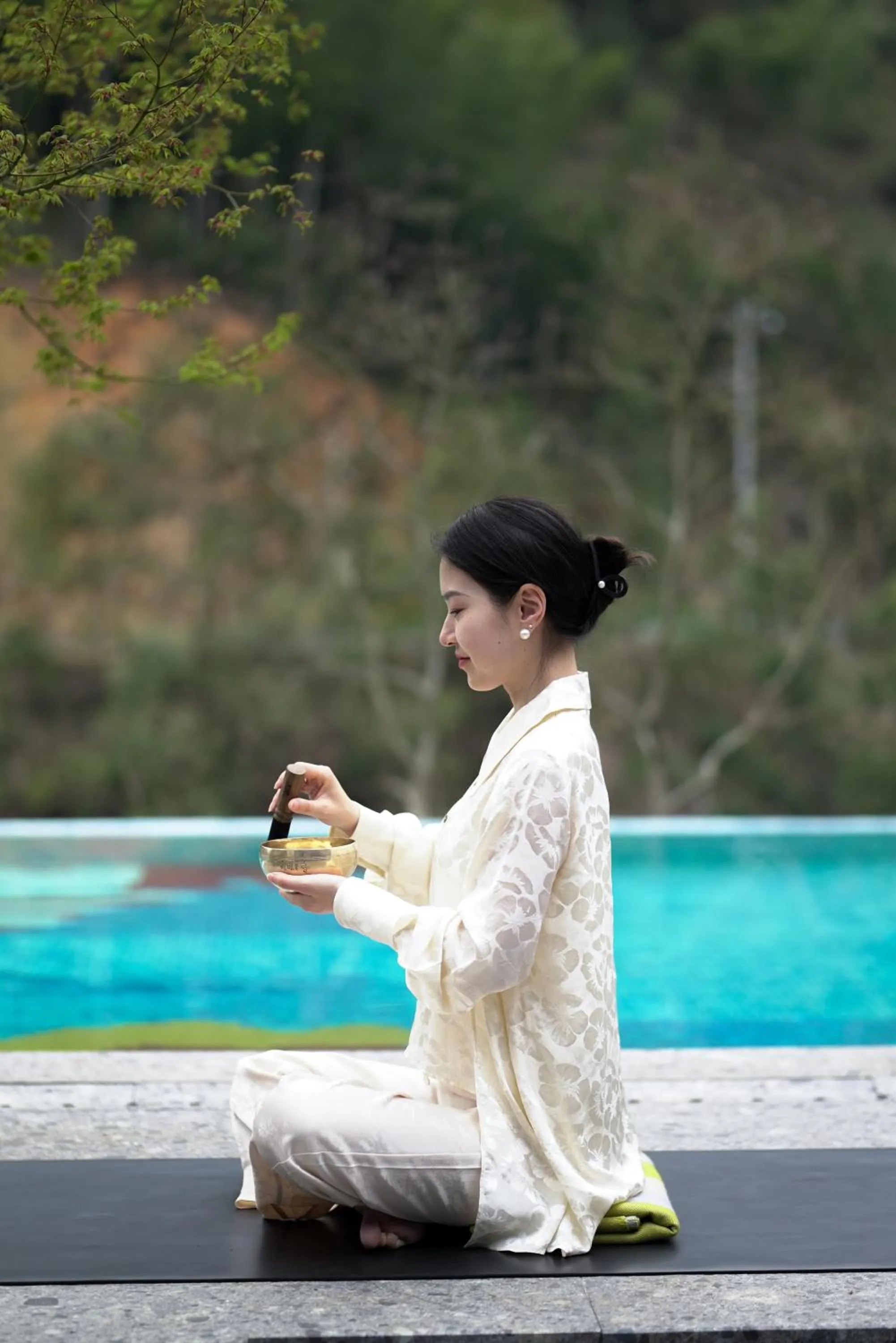 People in Yakamoz Qianchuan Hotel