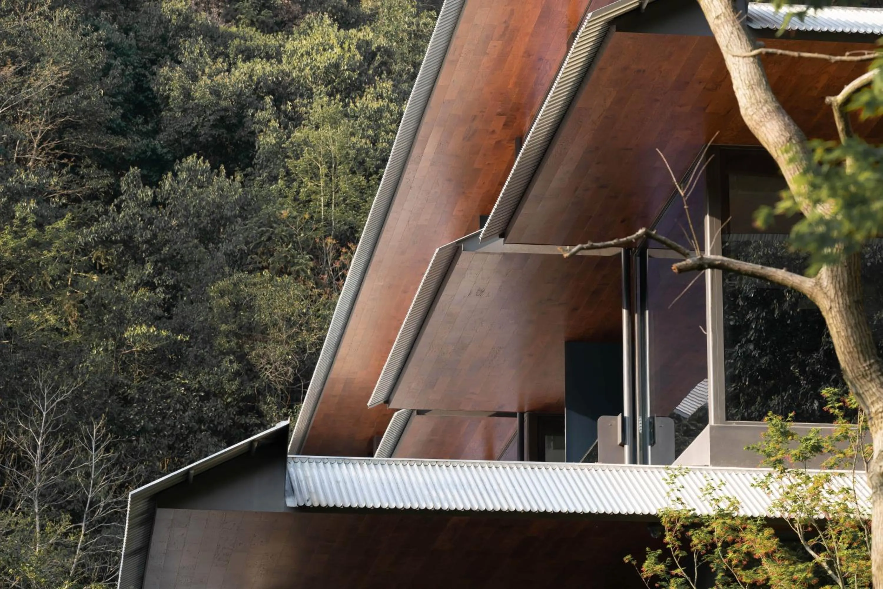 Property building in Yakamoz Qianchuan Hotel