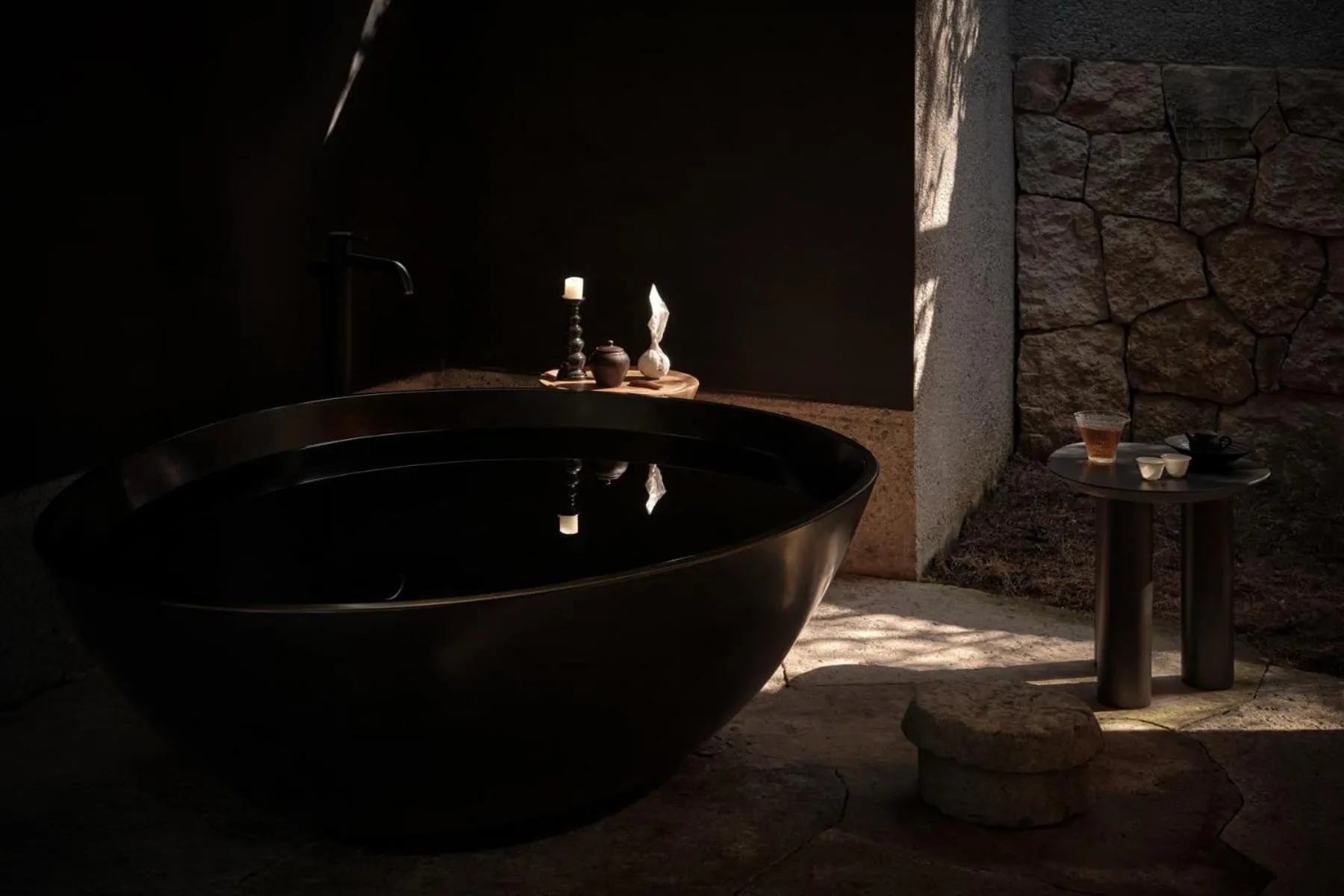 Evening entertainment in Yakamoz Qianchuan Hotel