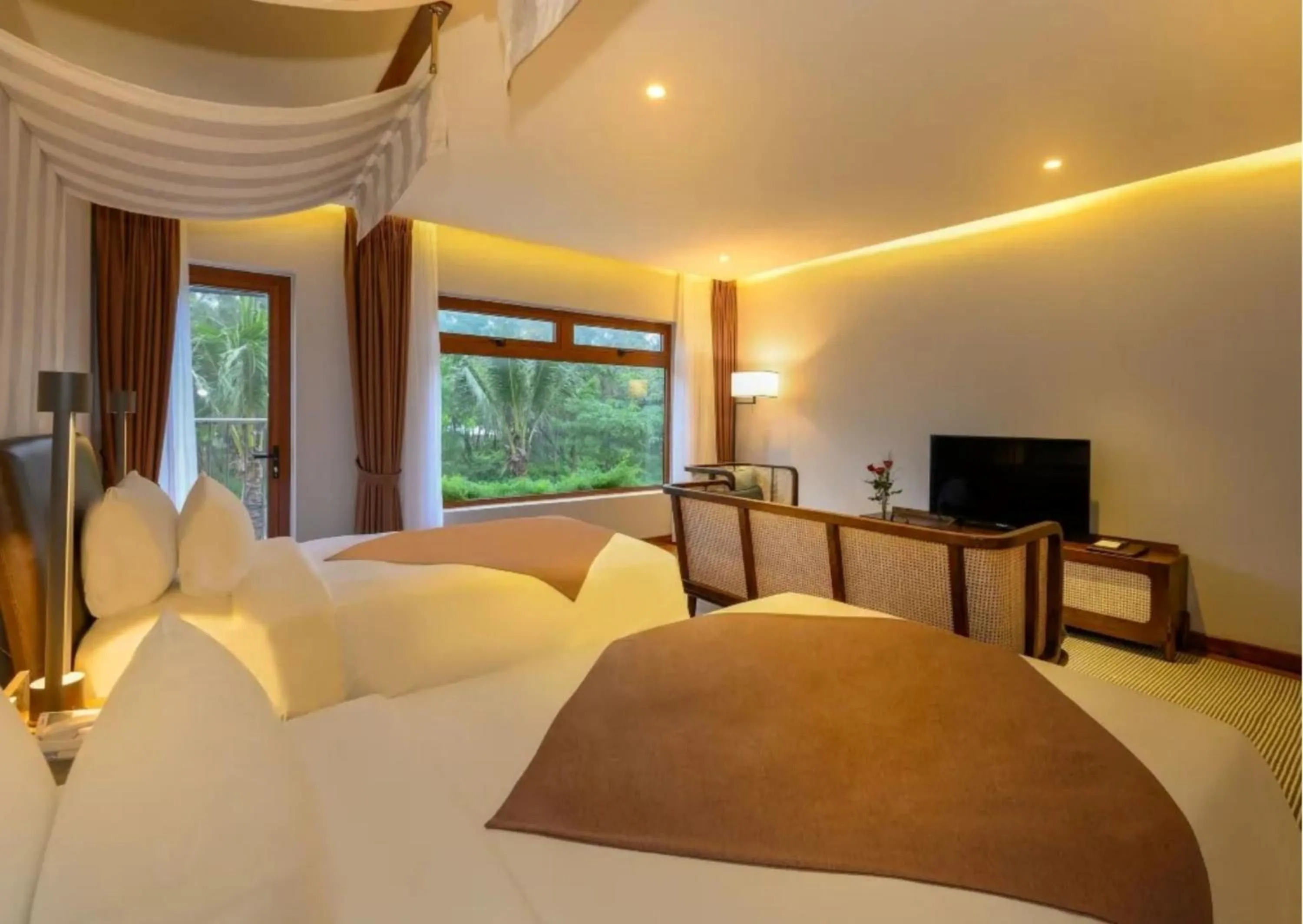 Bed in HA Hotel Apartments Ocean Front