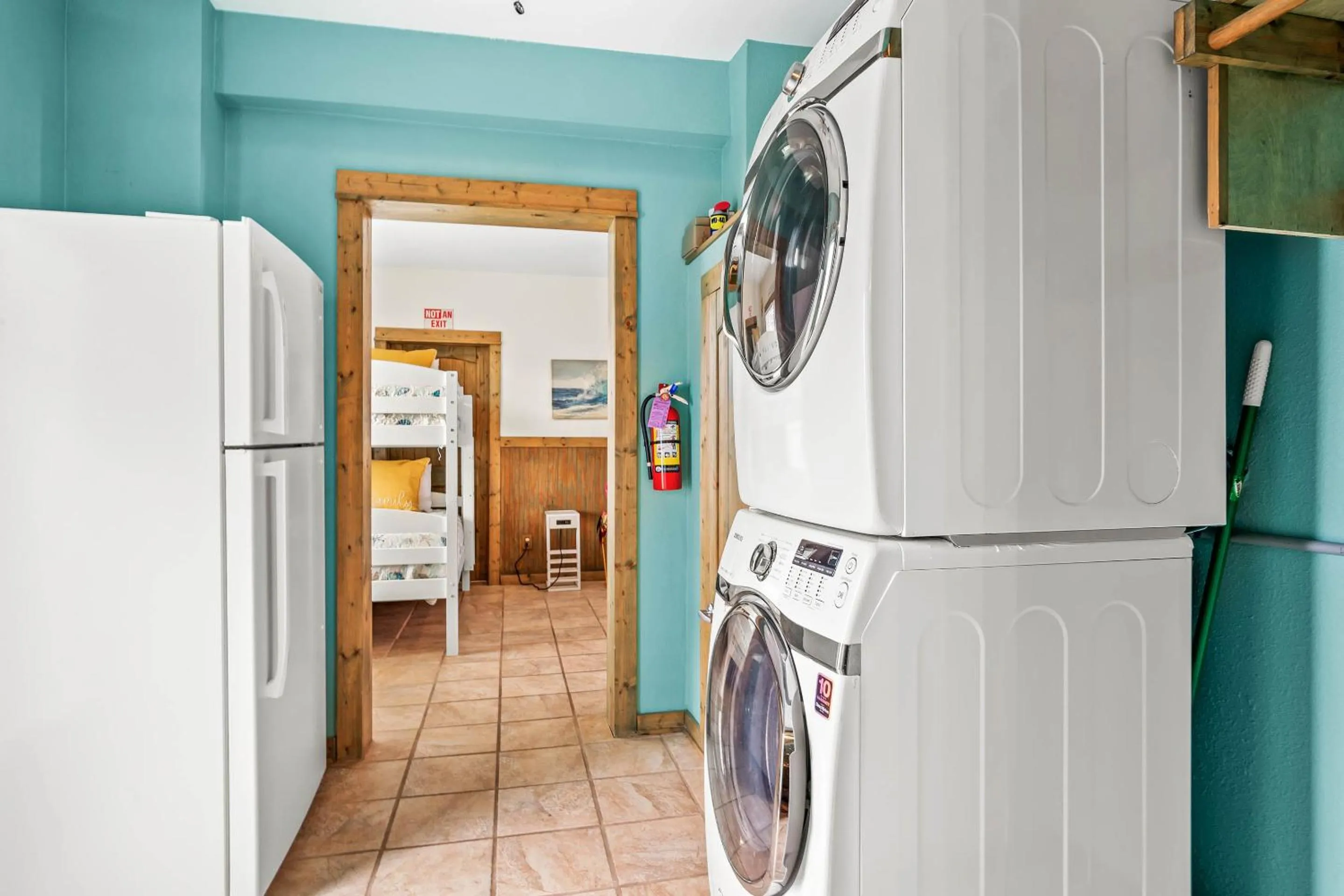 Property building in Sea Breeze Escape