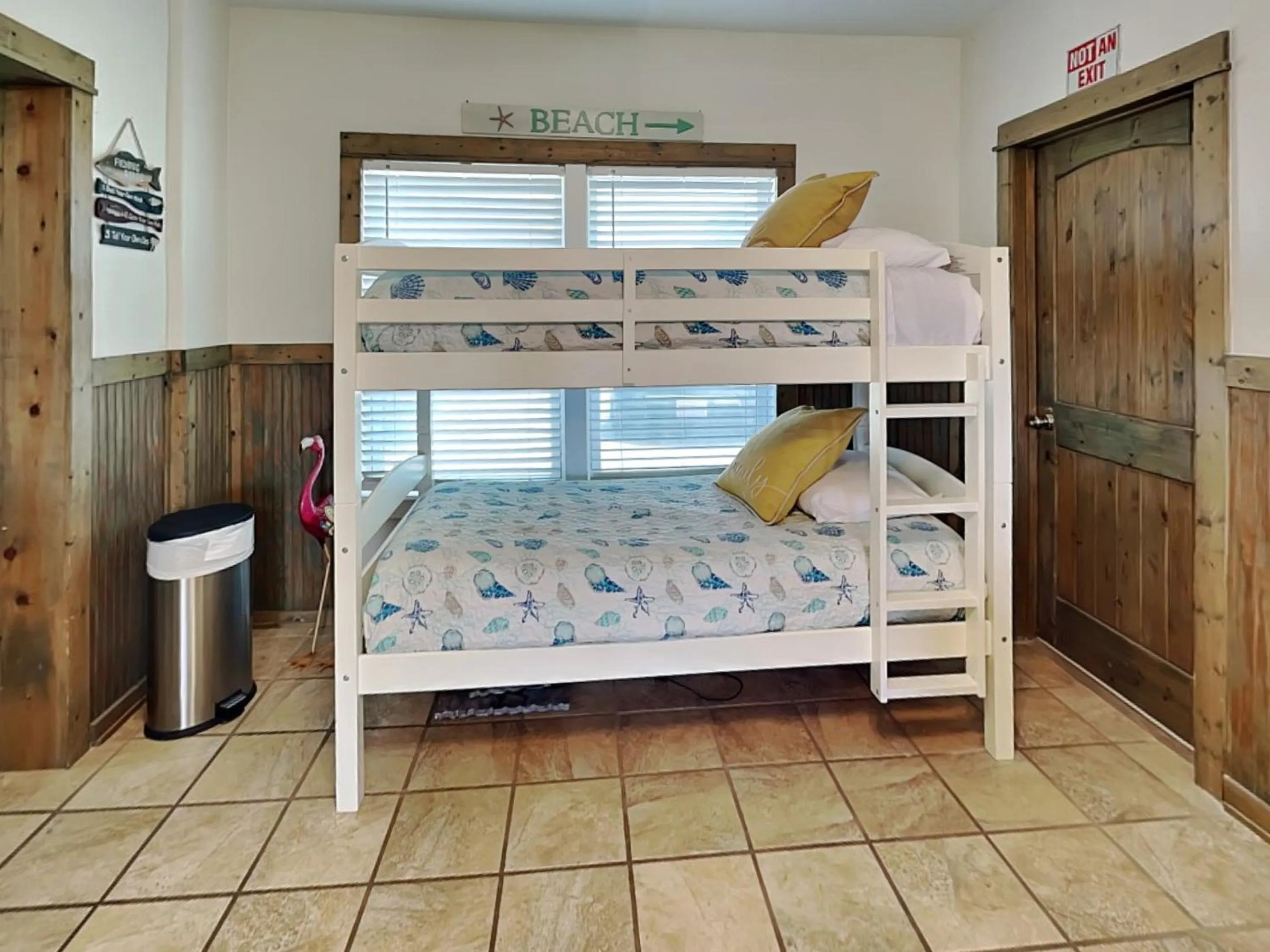 Bed in Sea Breeze Escape