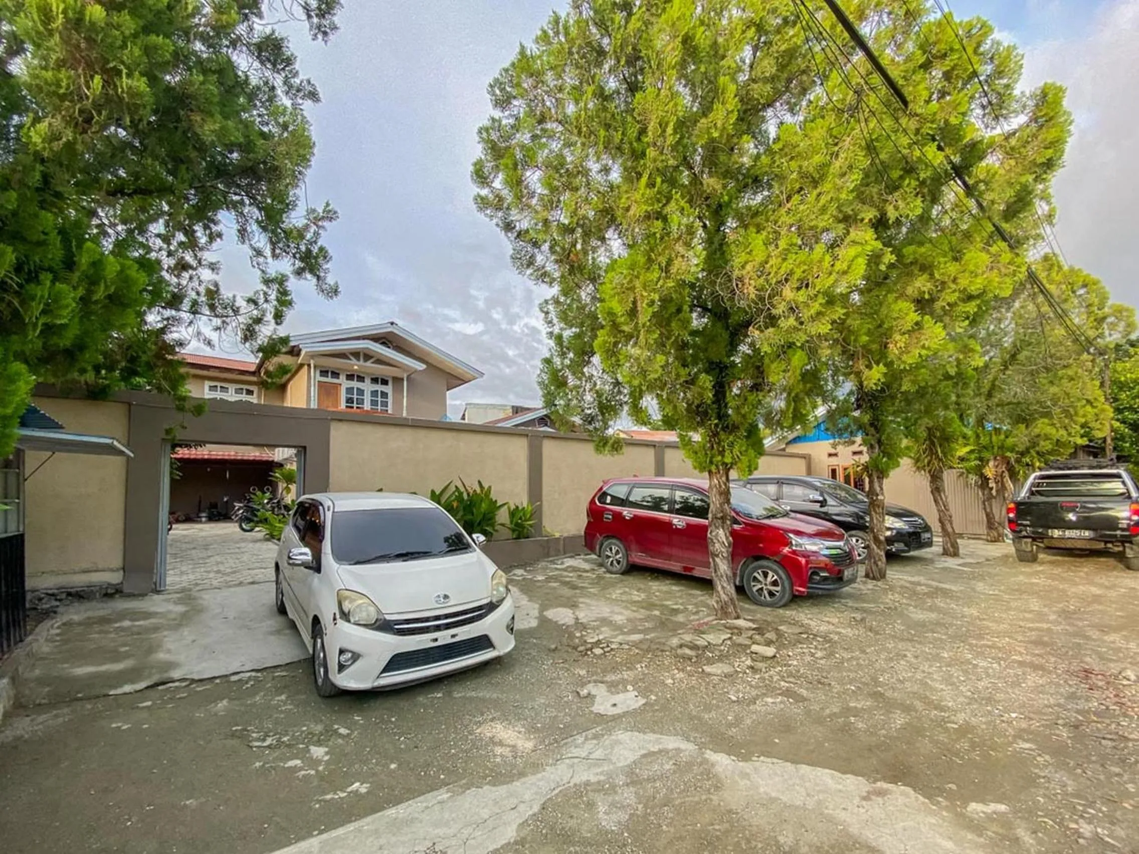 Parking in Urbanview Hotel ME Jayapura