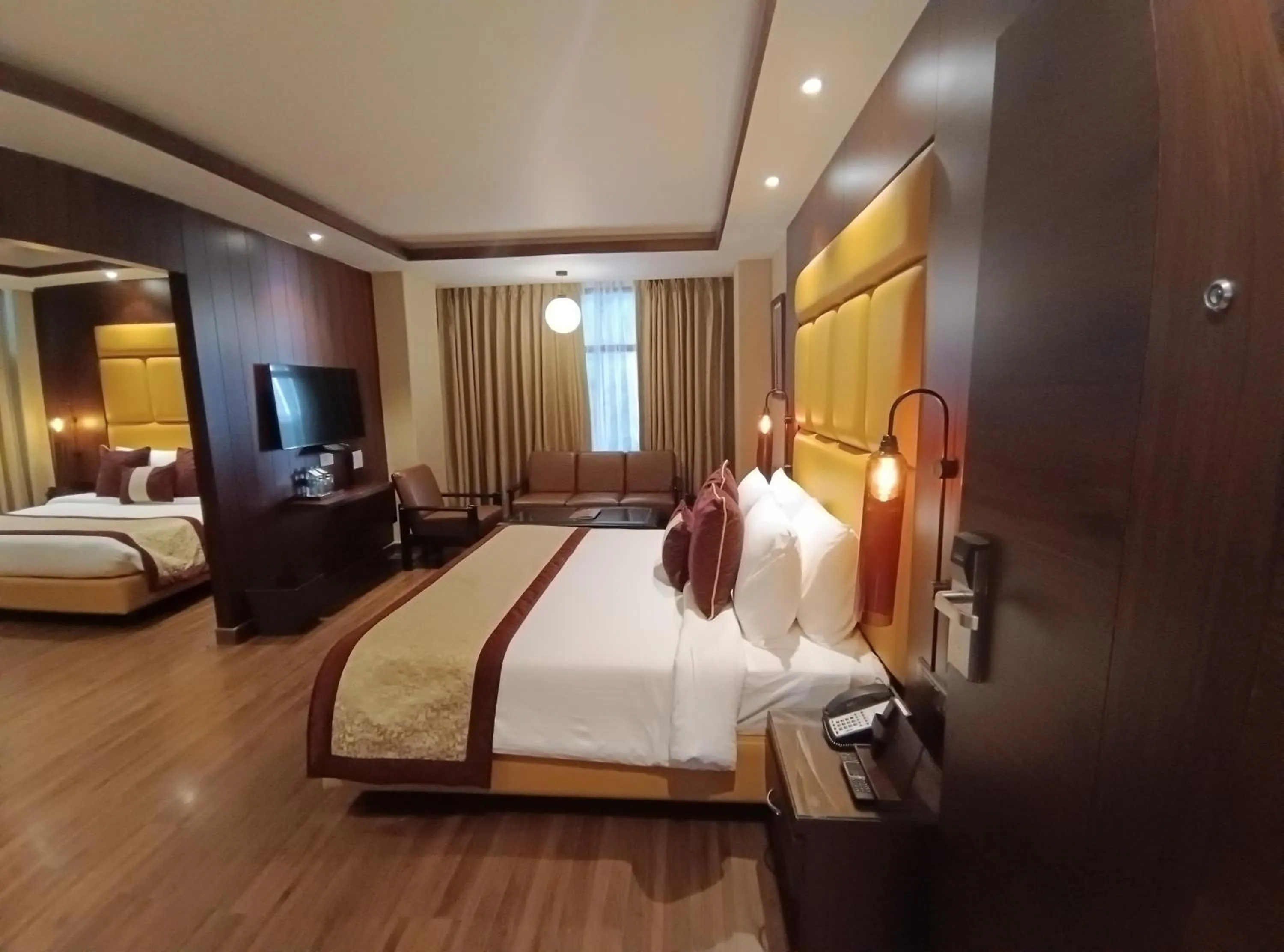 Family, Bed in Fortune Khajjiar - Member ITC Hotels' Group