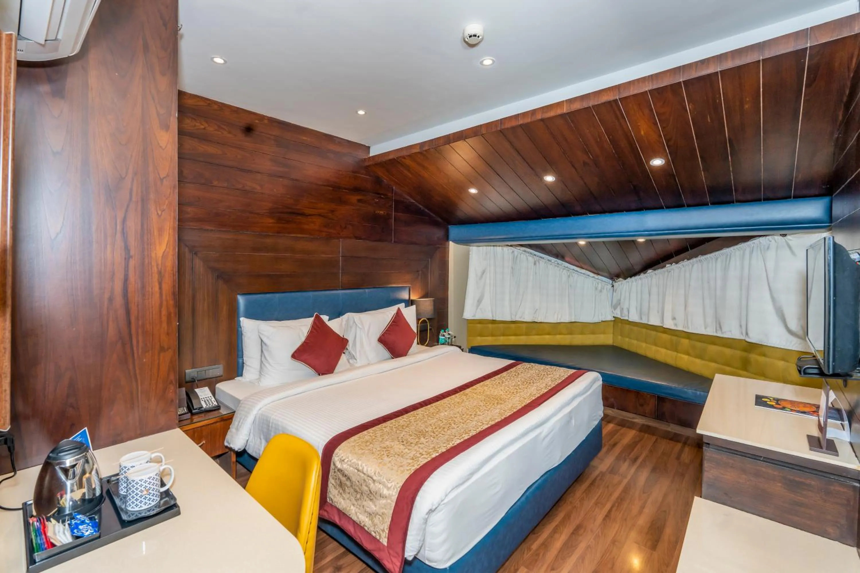 Bedroom, Bed in Fortune Khajjiar - Member ITC Hotels' Group