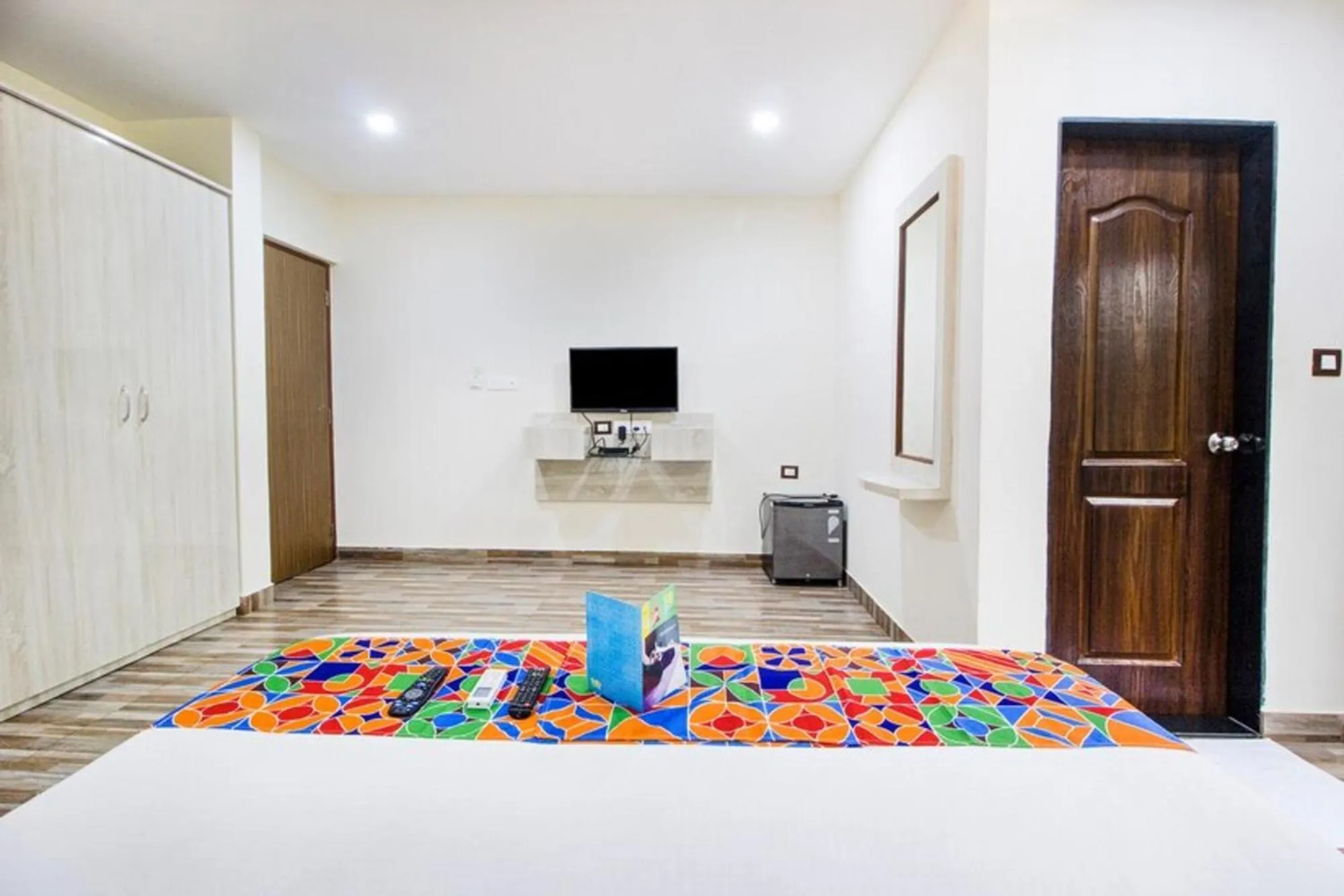 Bed in FabHotel The Sky