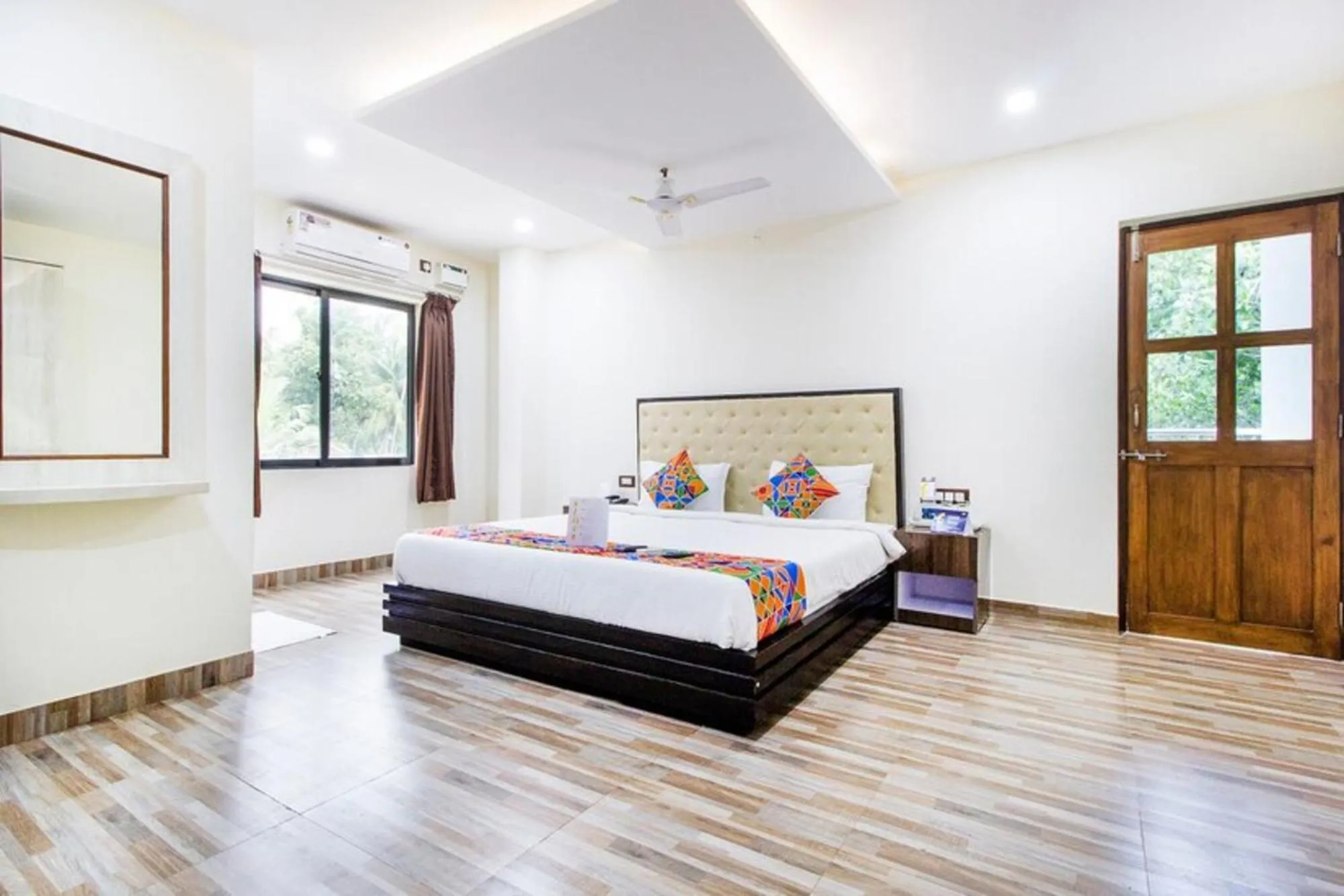 Bed in FabHotel The Sky