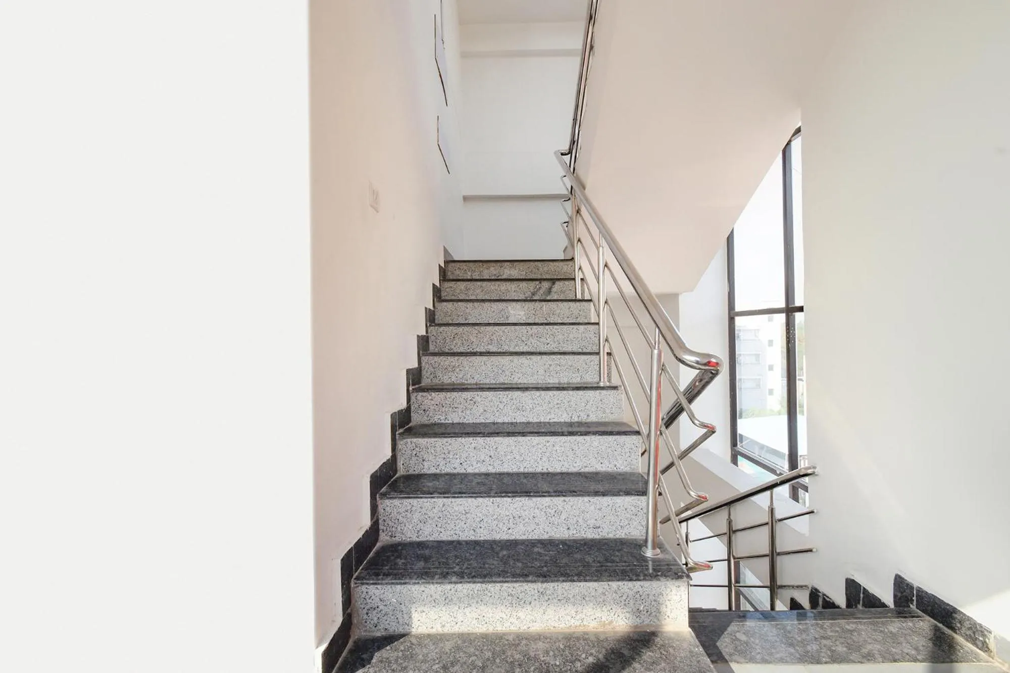 Lobby or reception in FabHotel SRH Pride - Nr Hitech City Railway Station