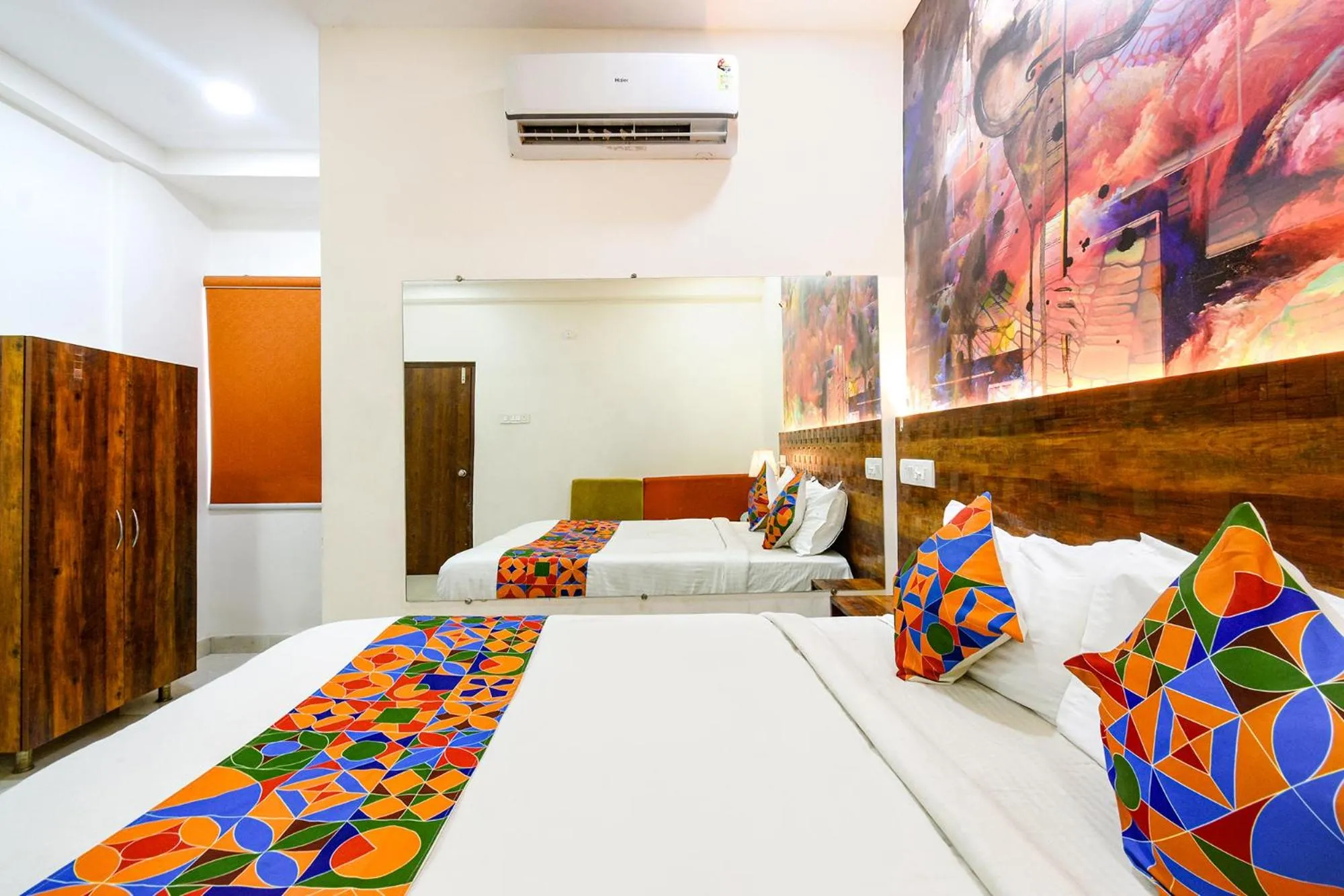 Bed in FabHotel SRH Pride - Nr Hitech City Railway Station