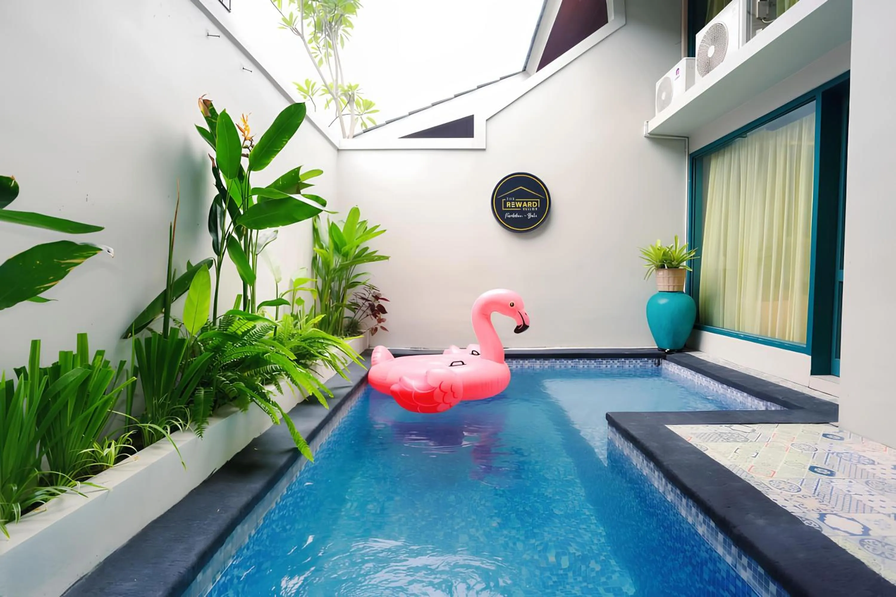 Swimming pool in The Reward Villas