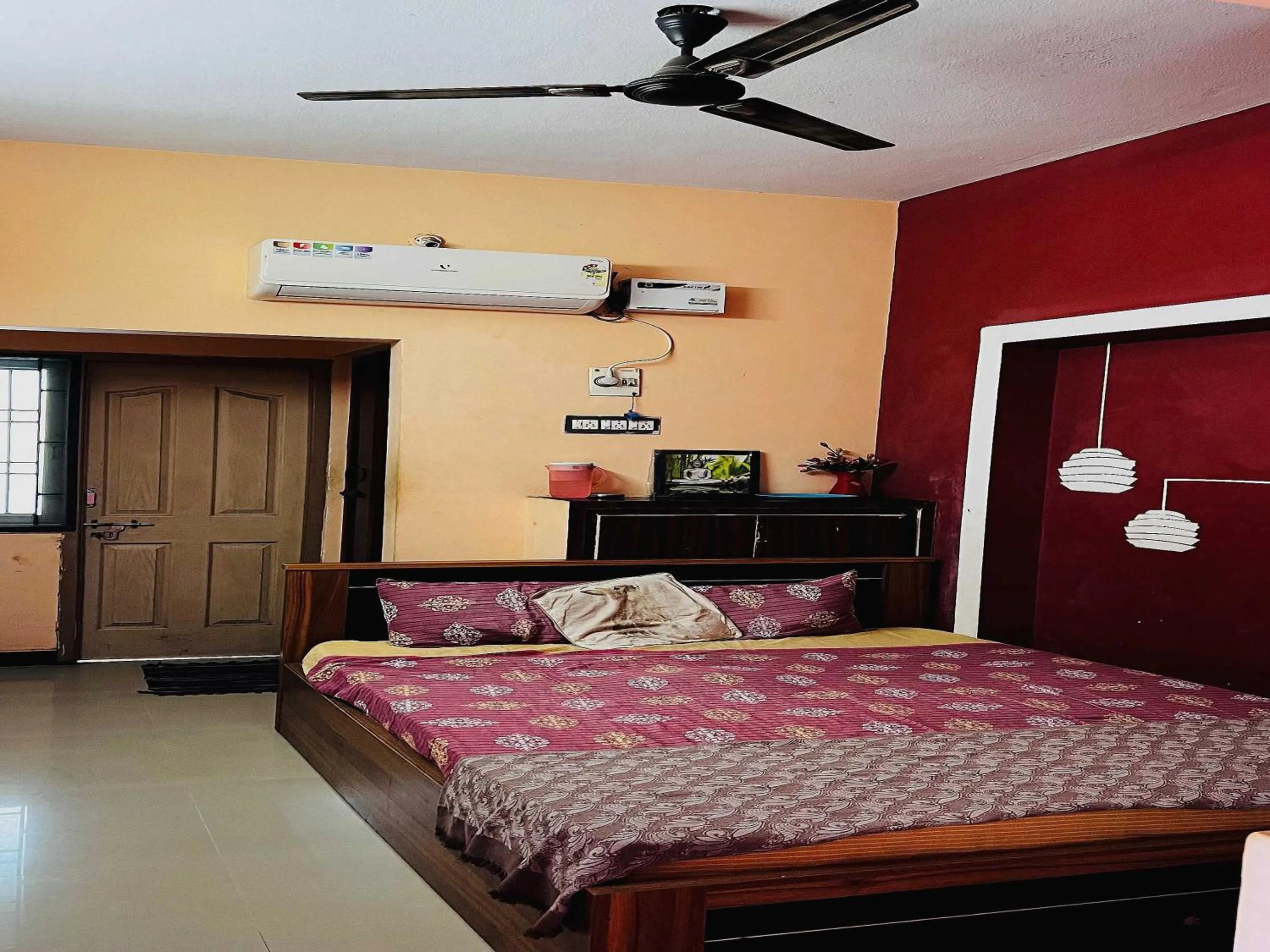 Bedroom, Bed in Hotel O 81239 Shri Vinayaka Inn Rooms