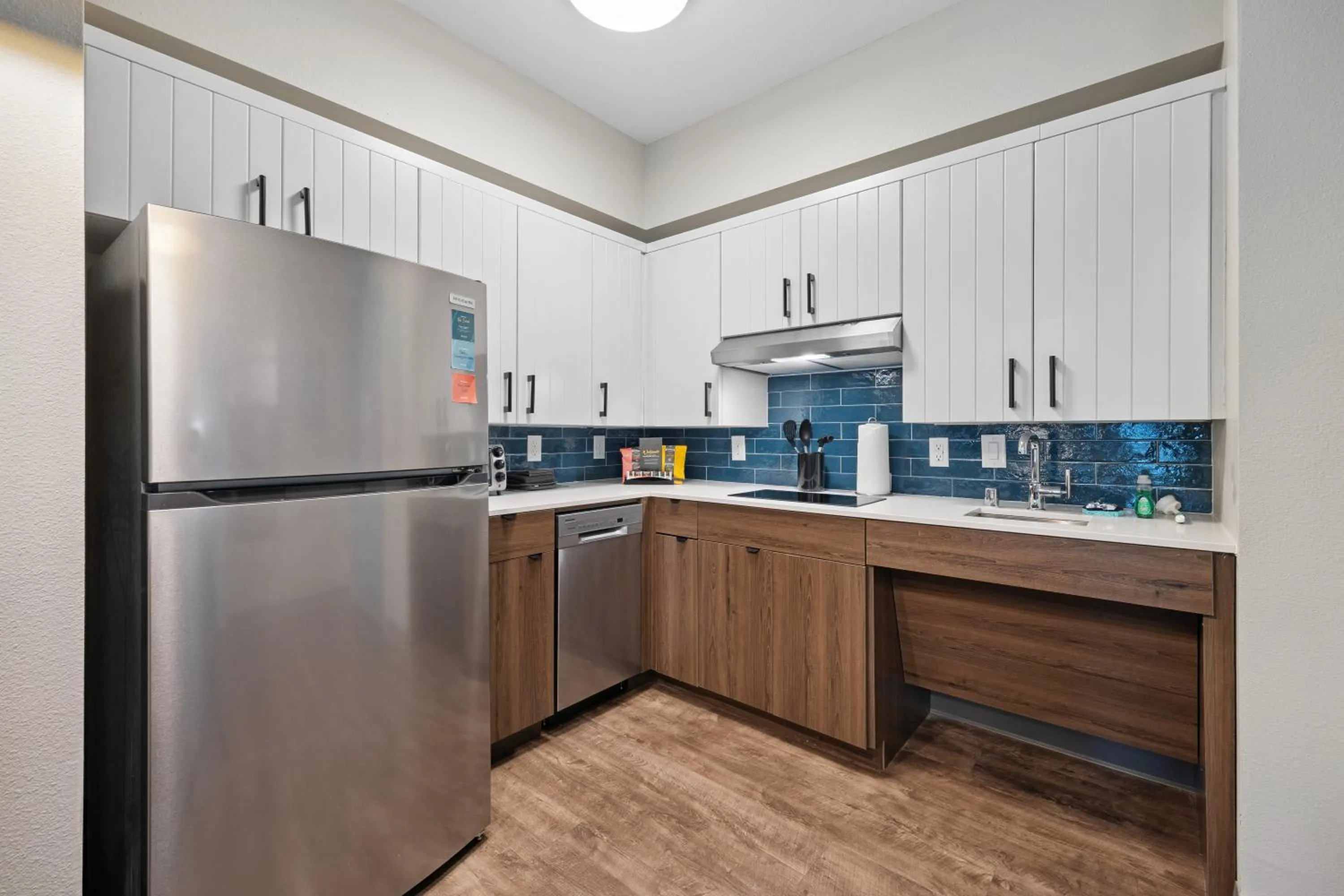 Kitchen or kitchenette in Staybridge Suites Sacramento Woodland by IHG