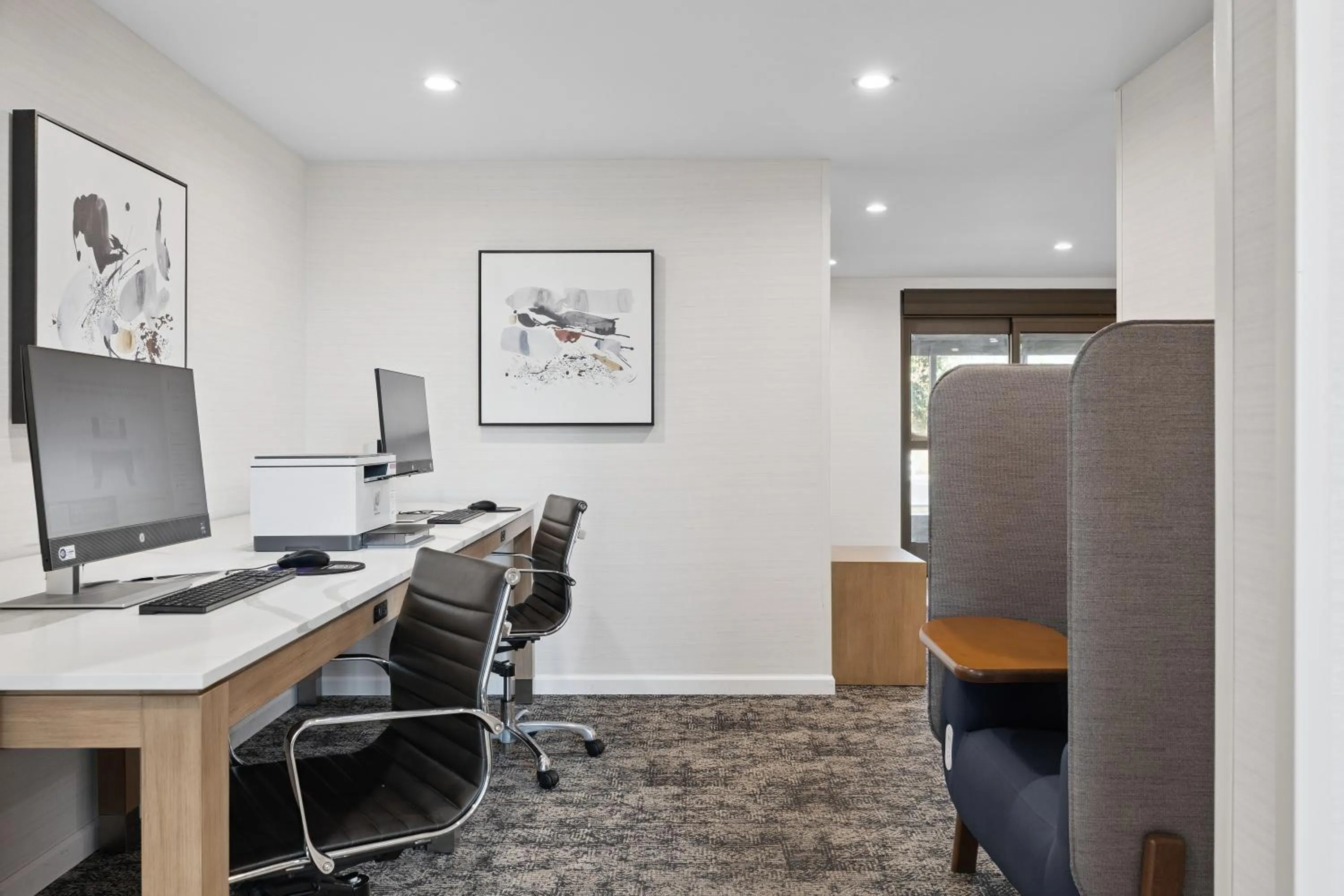 Business facilities in Staybridge Suites Sacramento Woodland by IHG