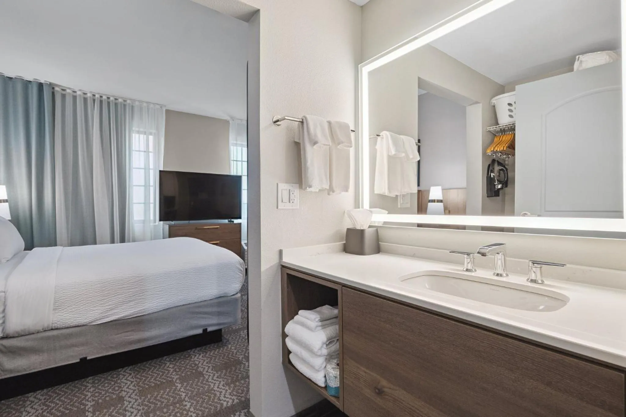 Photo of the whole room in Staybridge Suites Sacramento Woodland by IHG