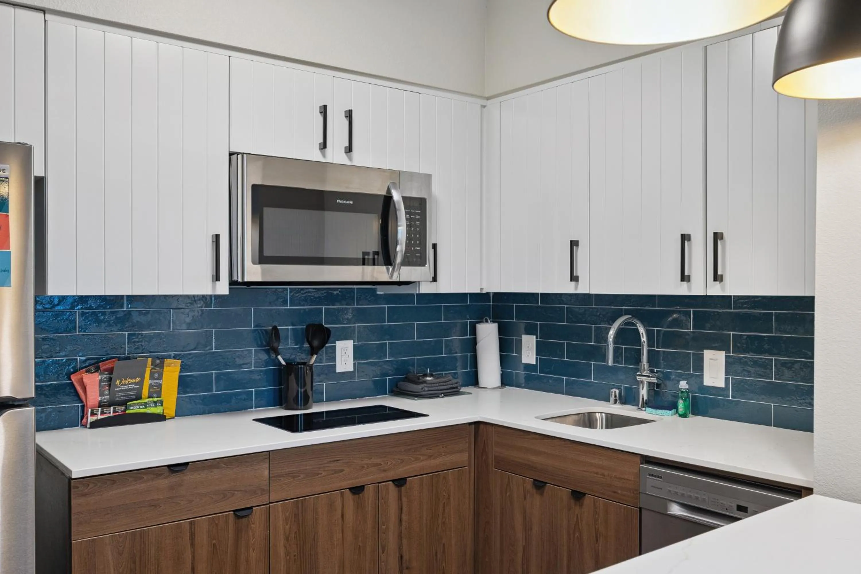 Kitchen or kitchenette in Staybridge Suites Sacramento Woodland by IHG