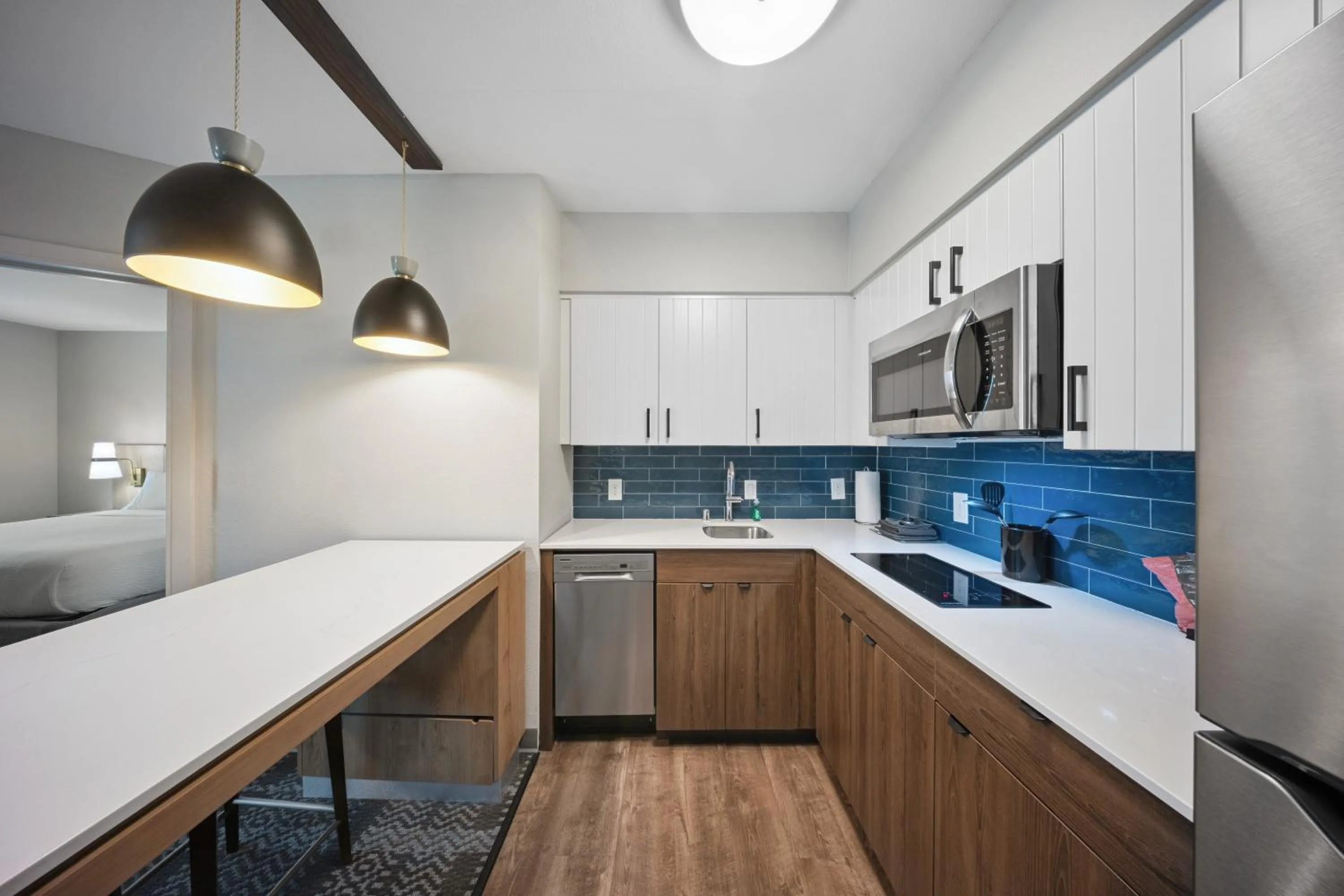 Kitchen or kitchenette in Staybridge Suites Sacramento Woodland by IHG