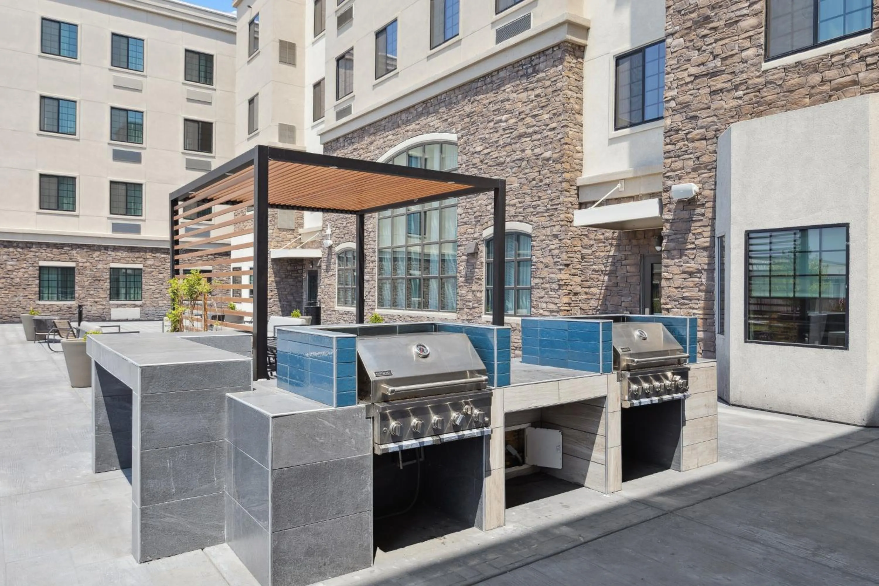 Patio in Staybridge Suites Sacramento Woodland by IHG