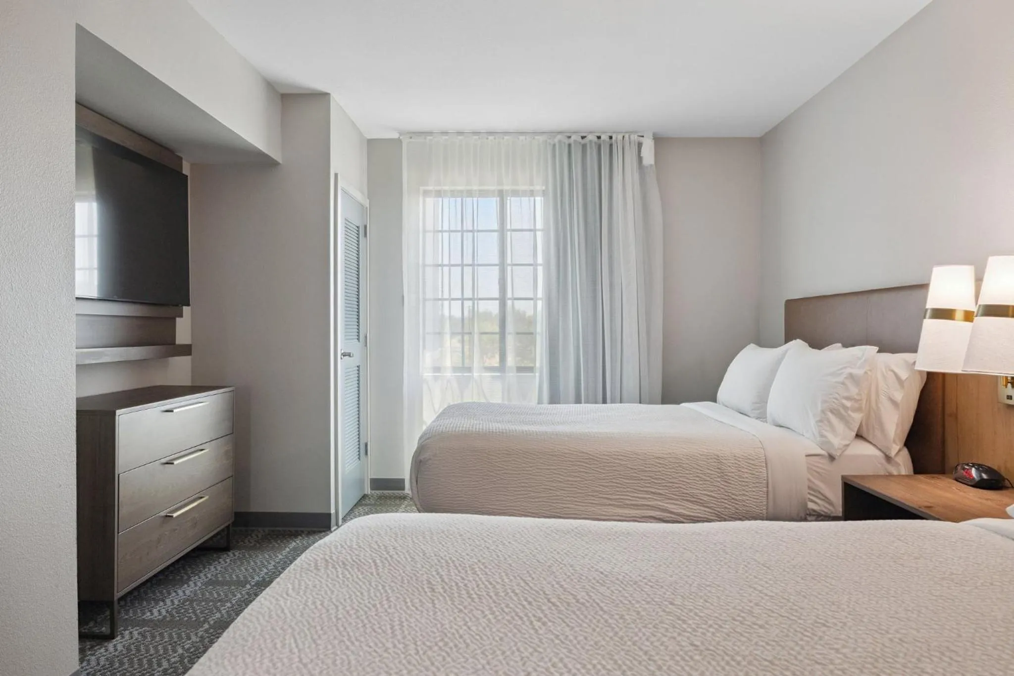 Photo of the whole room in Staybridge Suites Sacramento Woodland by IHG