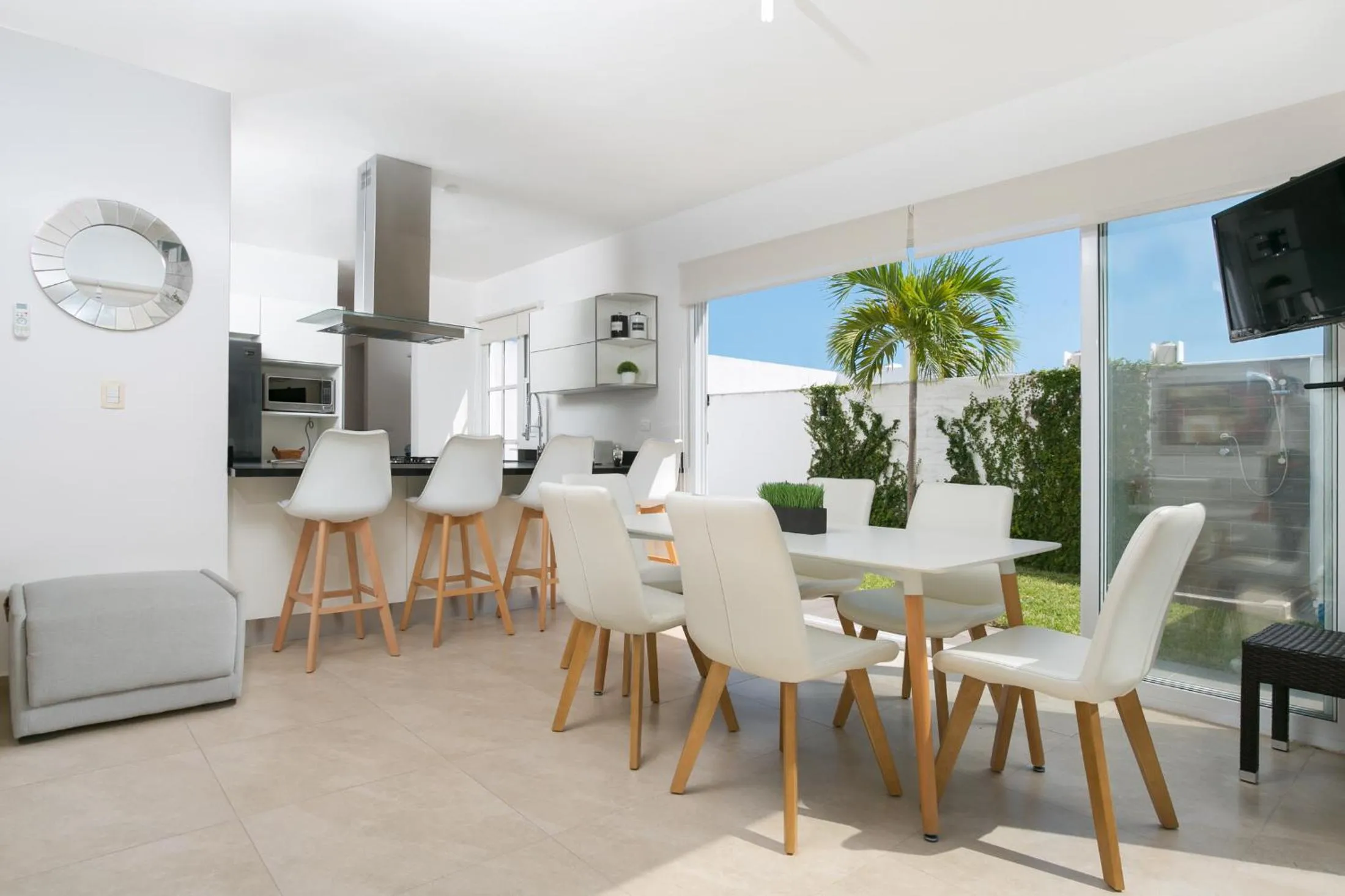 Restaurant/places to eat in House in Private Altus Il - Private Pool