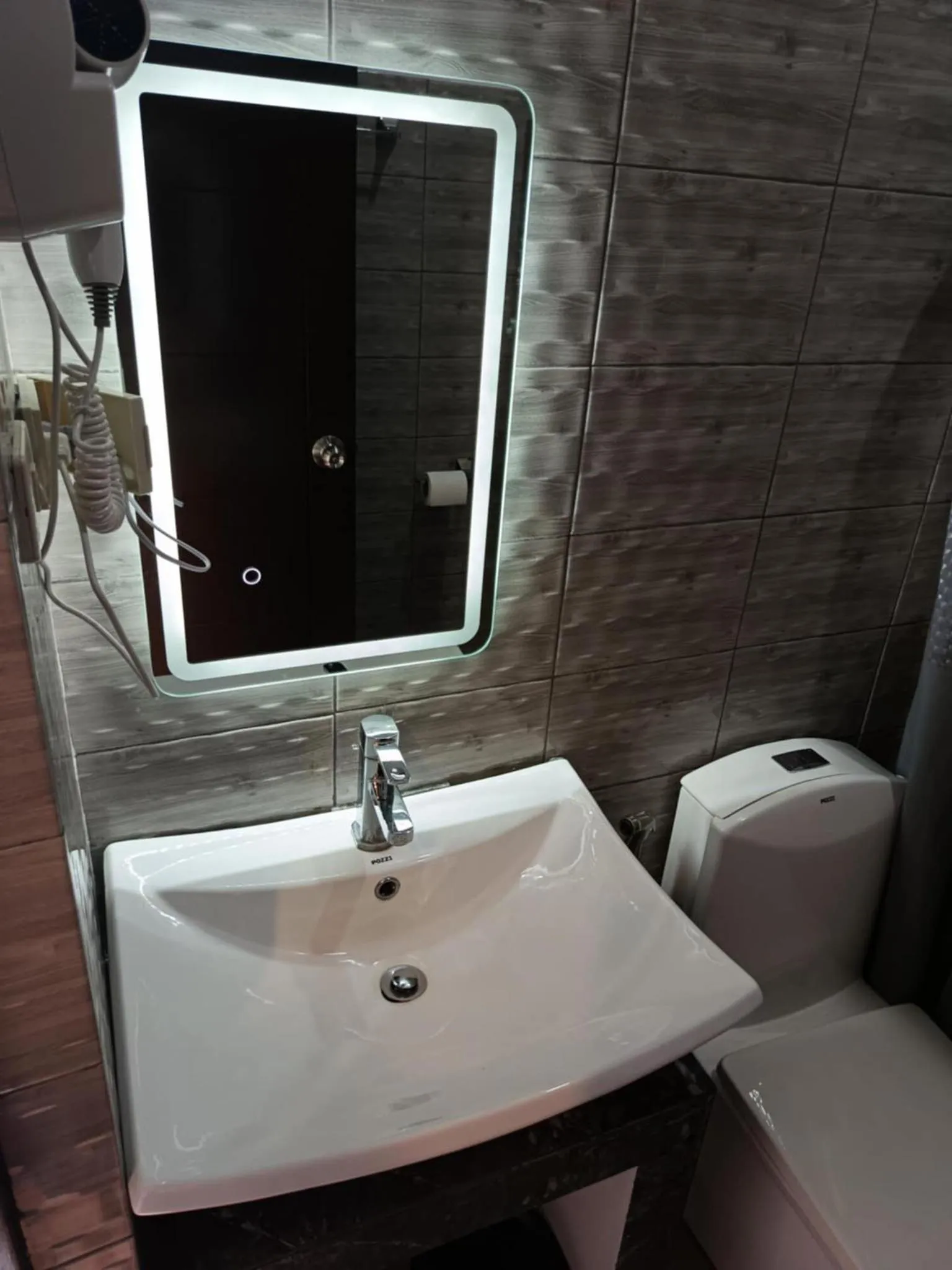 Bathroom in Harbour Bliss Hotel