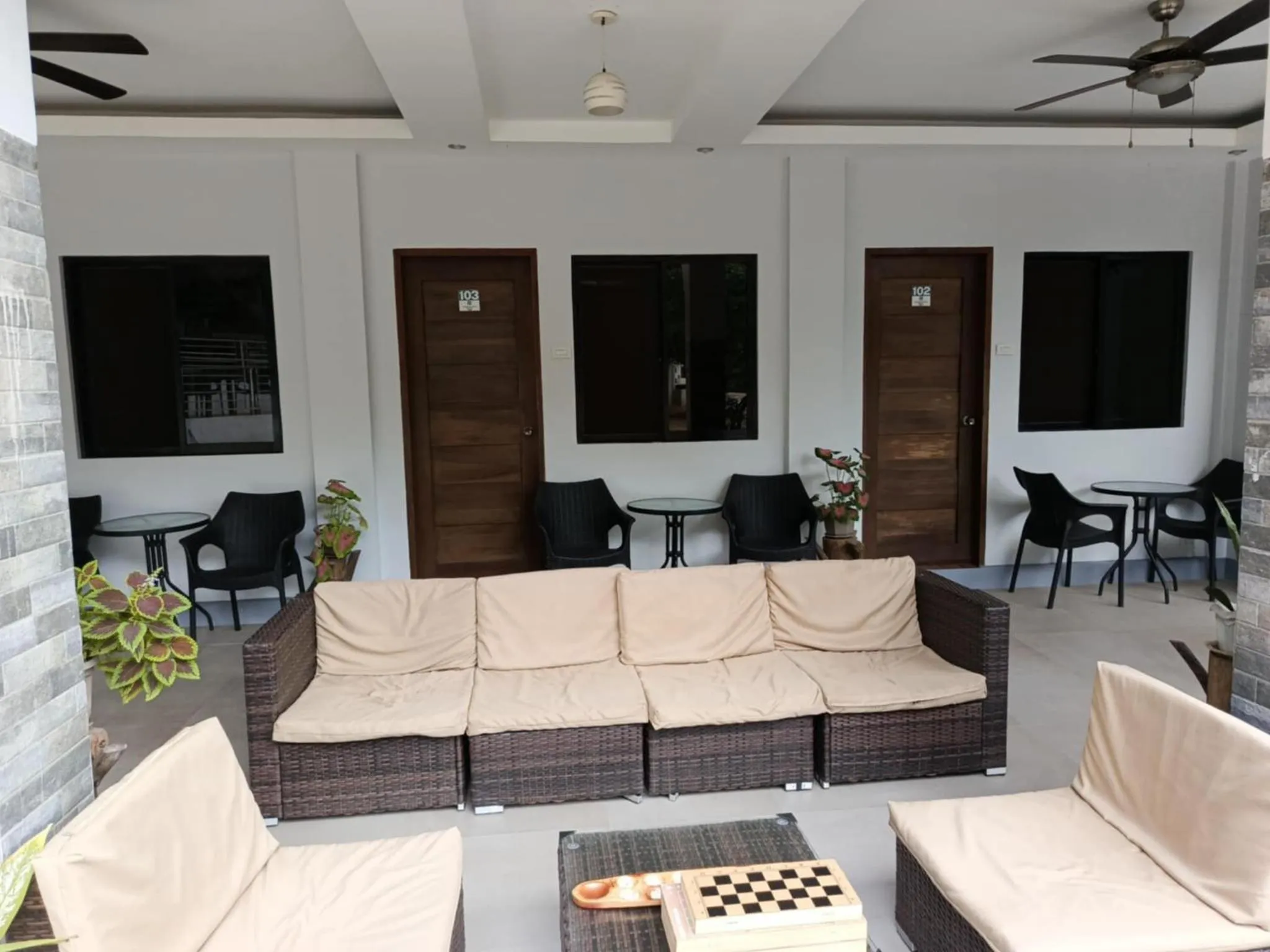 Seating area in Harbour Bliss Hotel