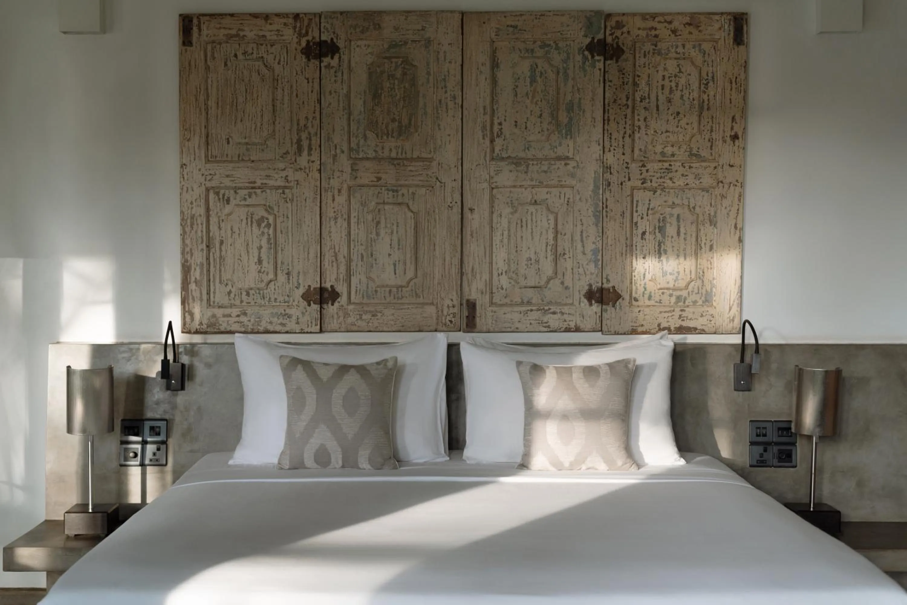 Bed in Kirana - A Santani Villa, Bentota