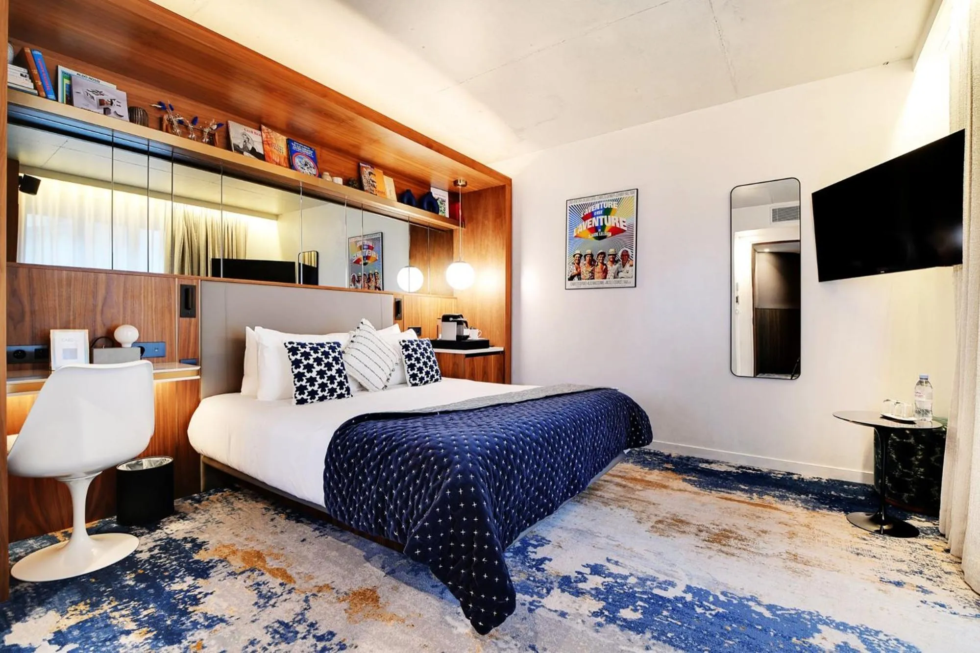 Bedroom, Bed in CARD Hôtel