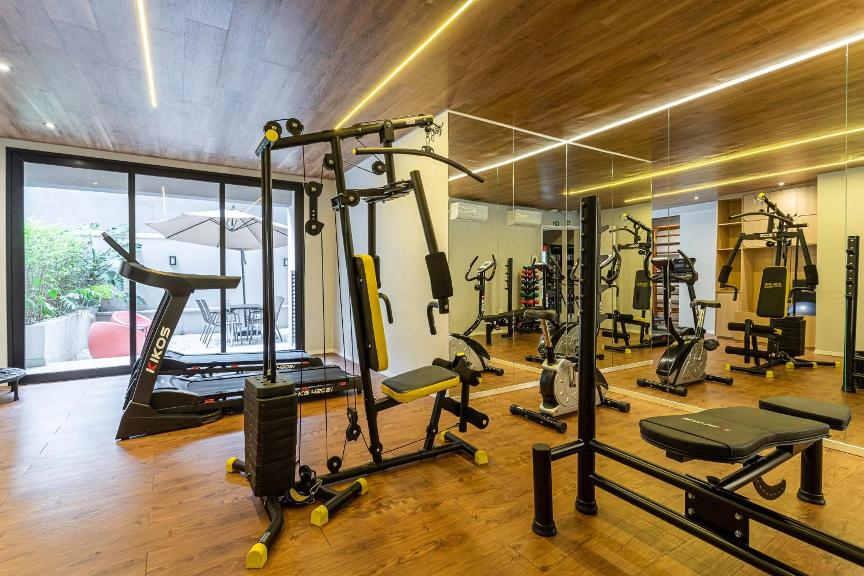 Fitness centre/facilities in Next Paulista by Viva - Apartamentos completos ao lado da Av Paulista e MASP