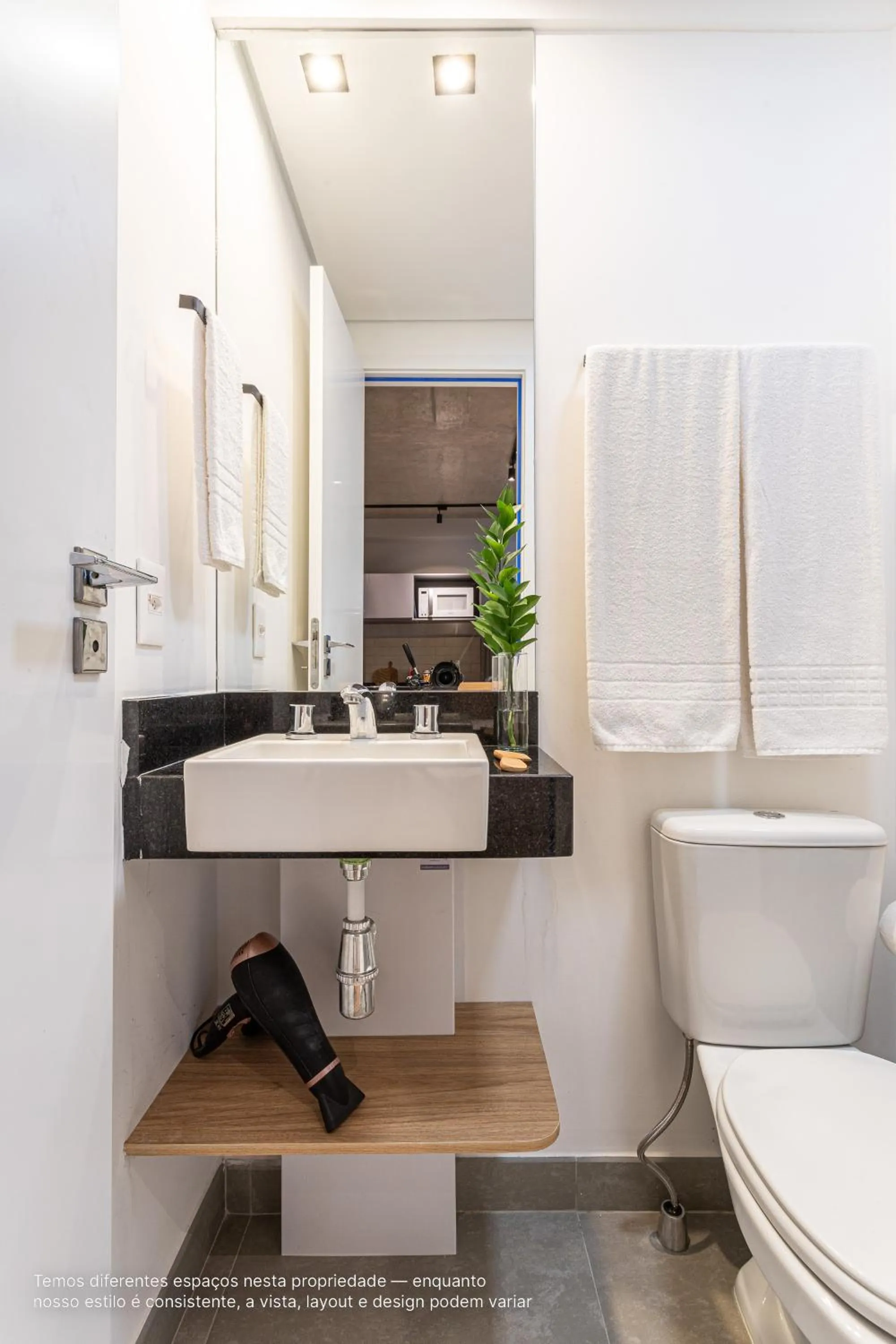 Bathroom in Next Paulista by Viva - Apartamentos completos ao lado da Av Paulista e MASP