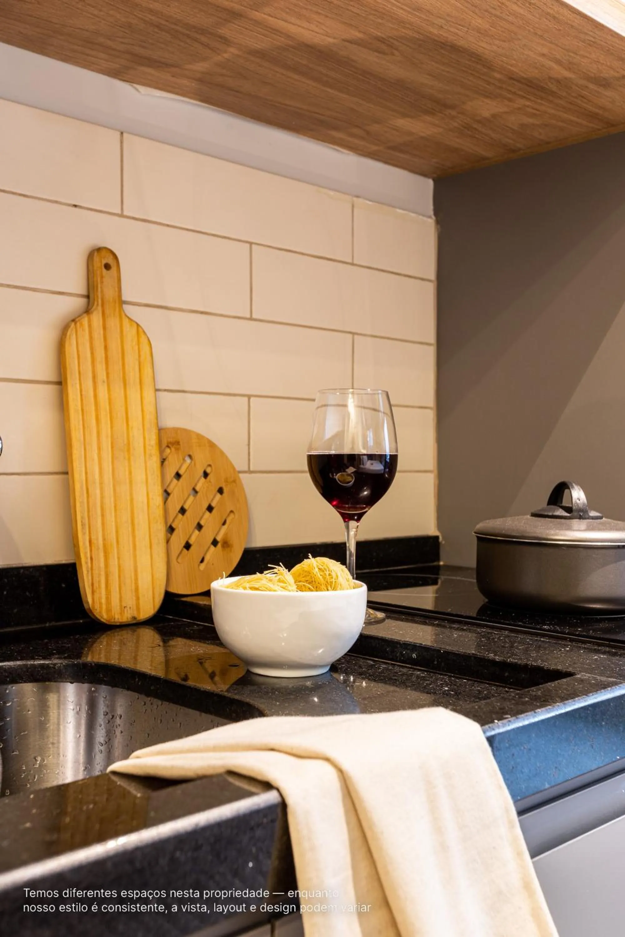 Communal kitchen in Next Paulista by Viva - Apartamentos completos ao lado da Av Paulista e MASP