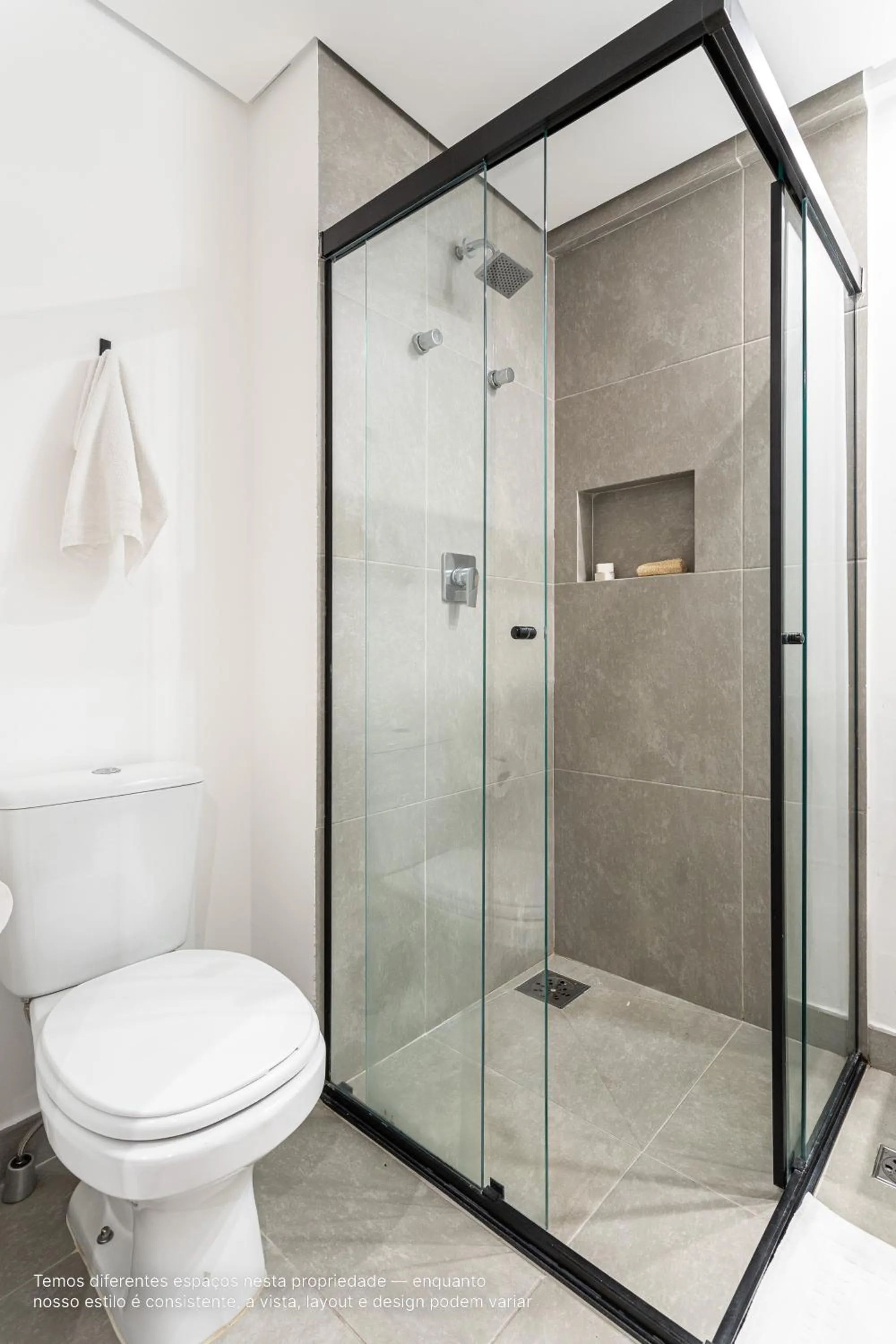 Bathroom in Next Paulista by Viva - Apartamentos completos ao lado da Av Paulista e MASP