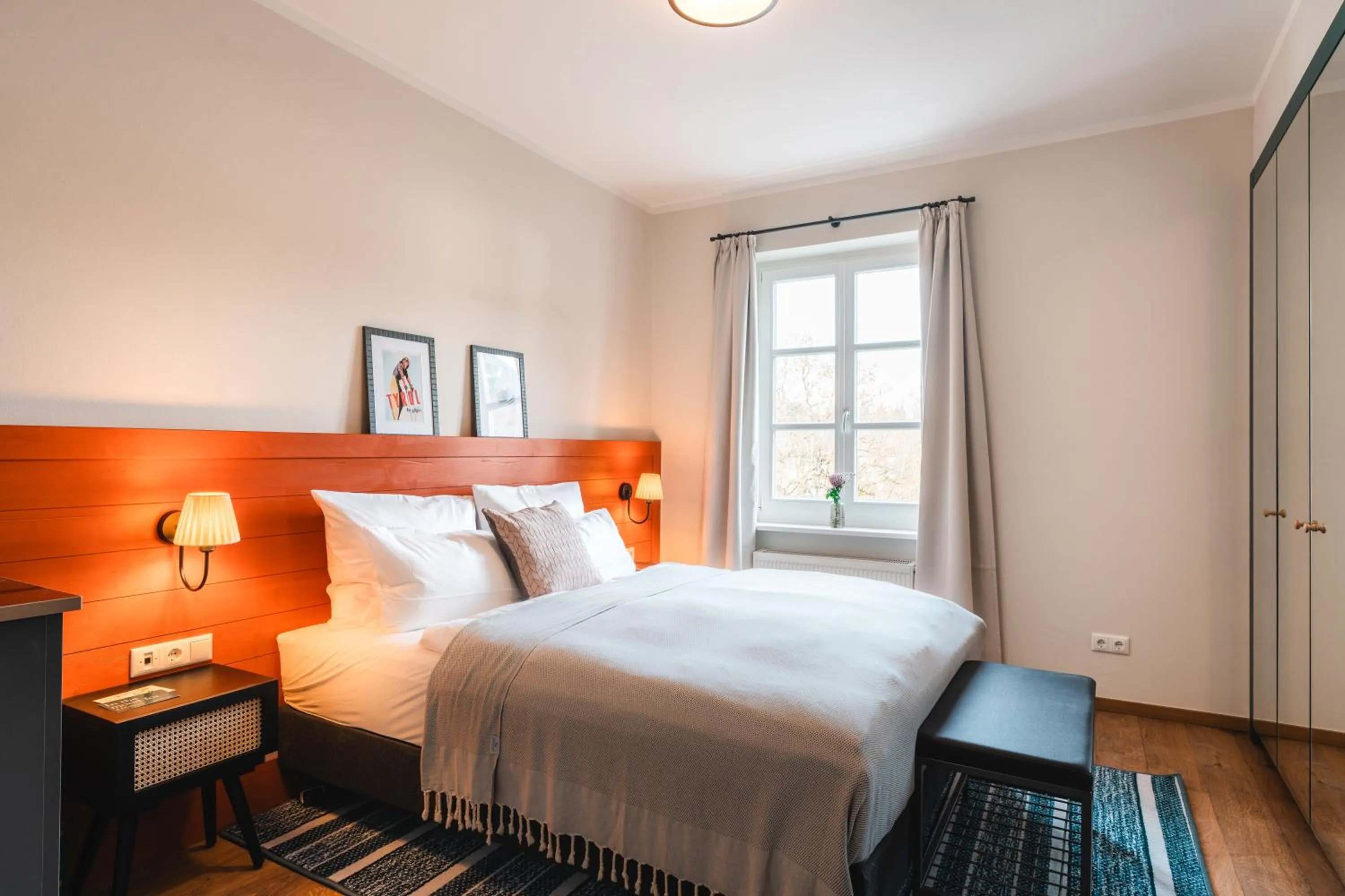 Photo of the whole room, Bed in HENRI Country House Kitzbühel