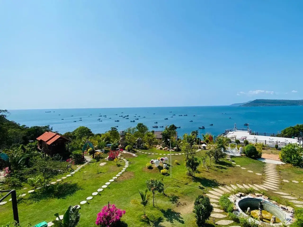 Deluxe Triple Room with Sea View in ThmorDa Resort Deluxe Triple Room with Sea View in ThmorDa Resort