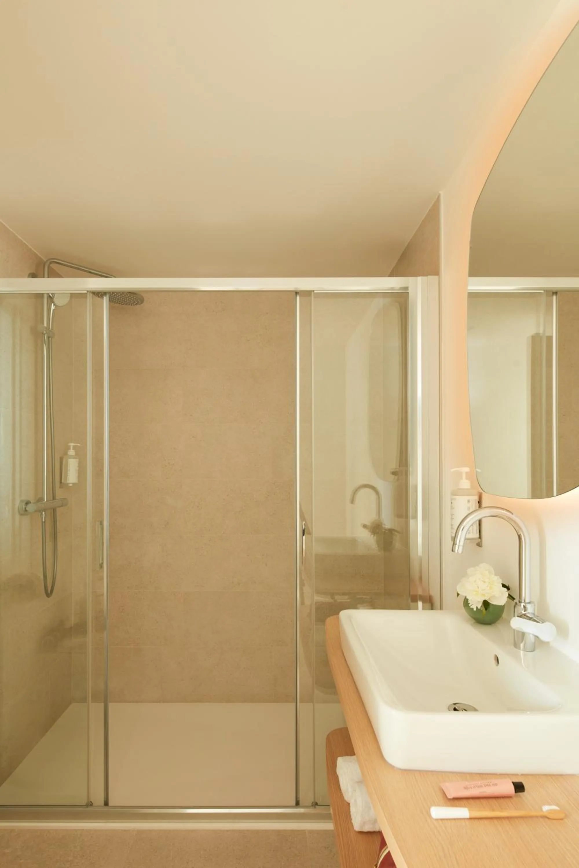 Shower in OKKO Hotels Paris Rosa Parks