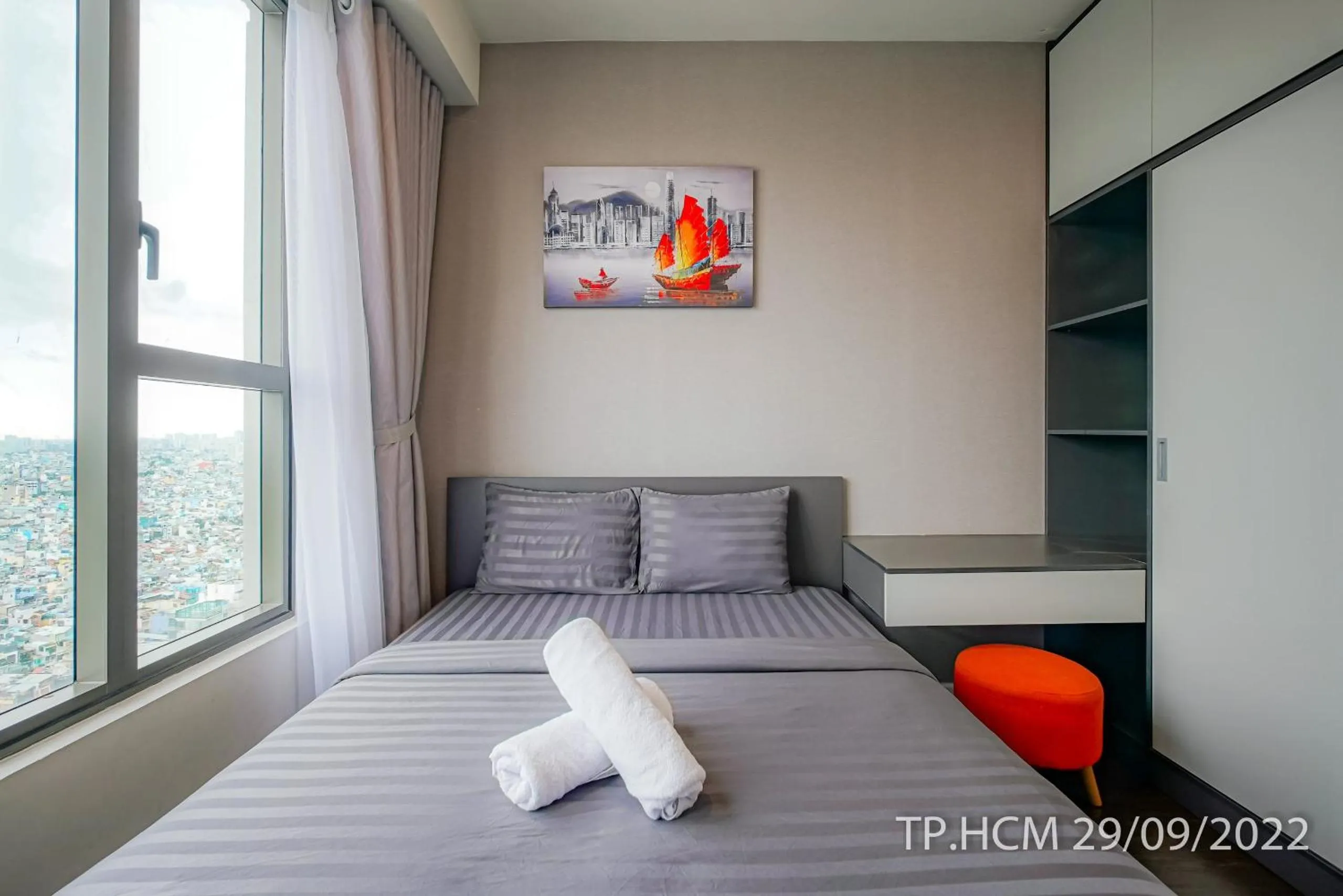 Bed in MH Apartment- Tresor- spacious and cozy center D4