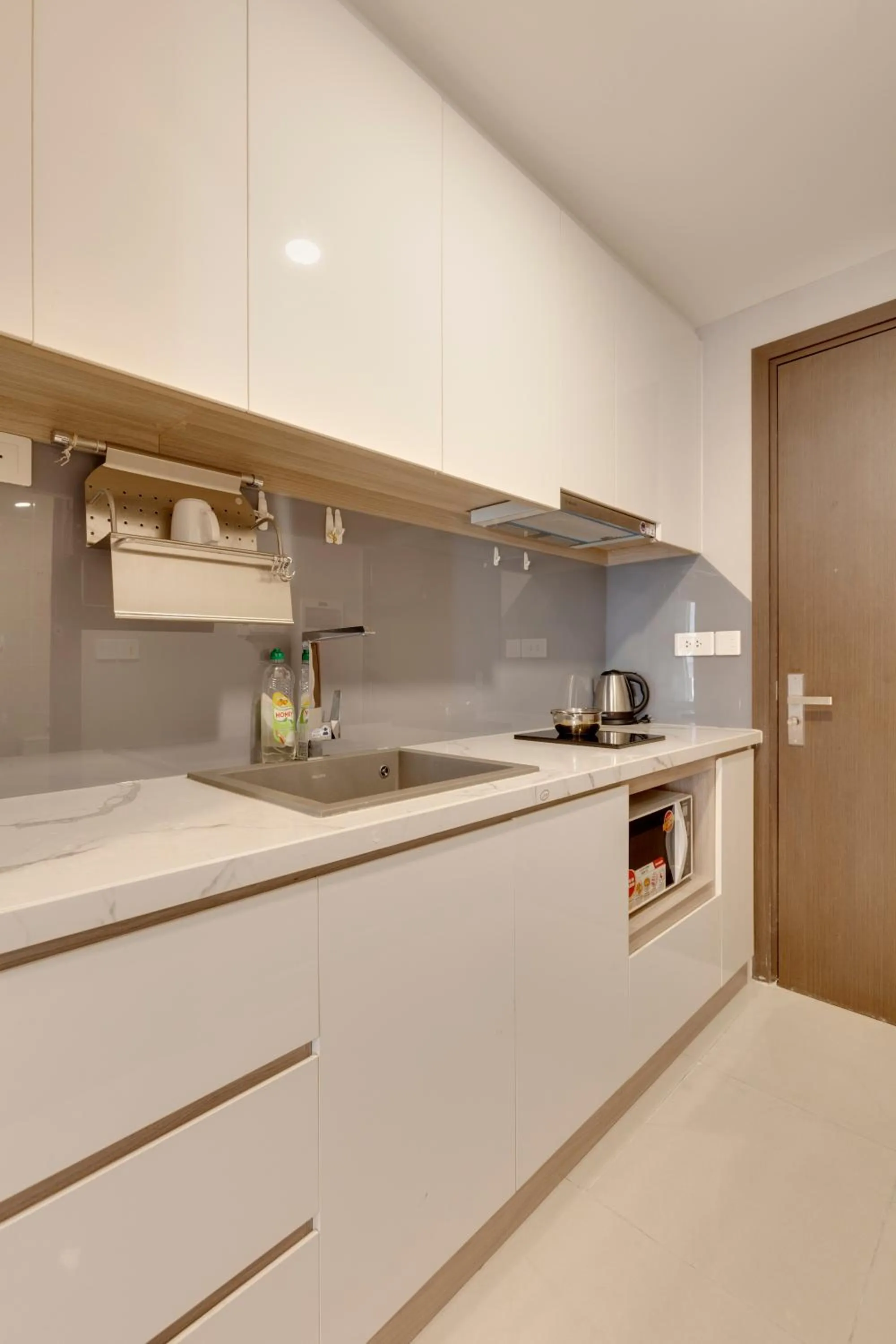 minibar in MH Apartment- Tresor- spacious and cozy center D4