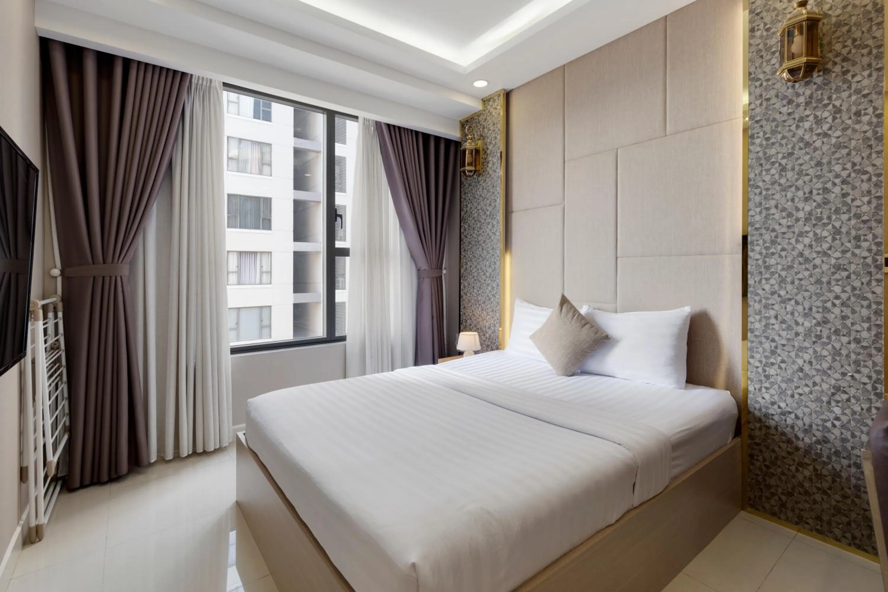 Bed in MH Apartment- Tresor- spacious and cozy center D4