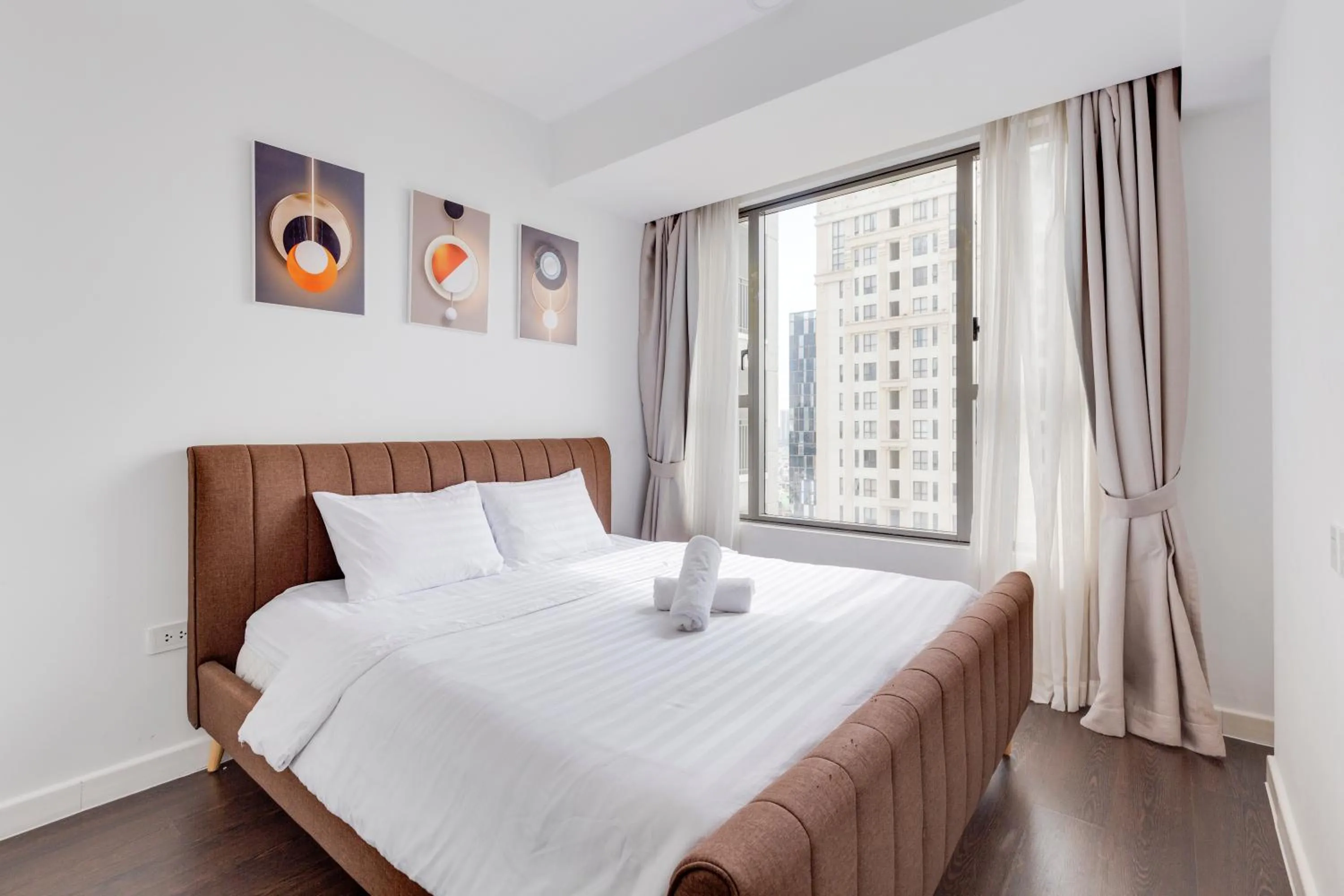 Bed in MH Apartment- Tresor- spacious and cozy center D4